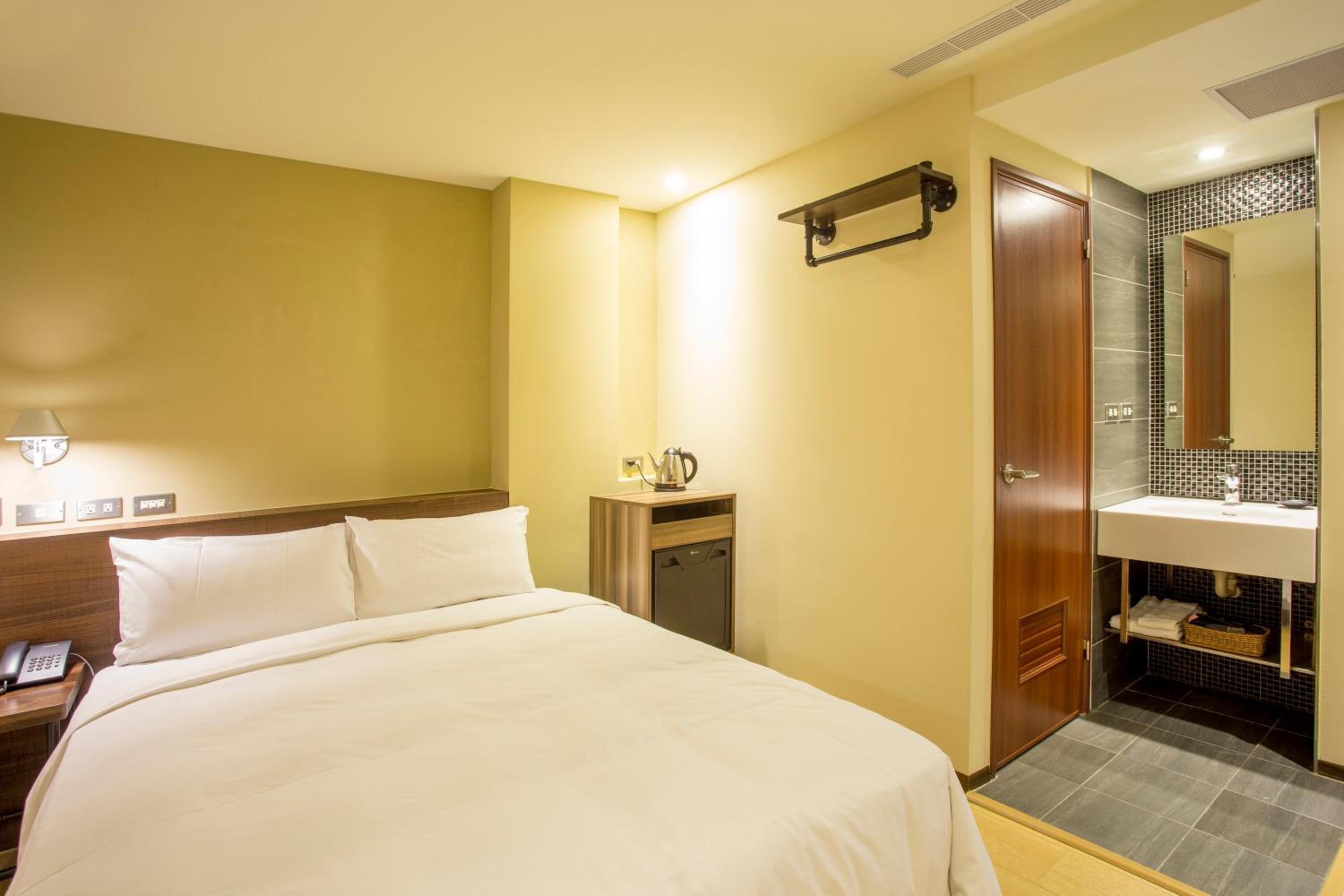 Just Live Inn-Keelung