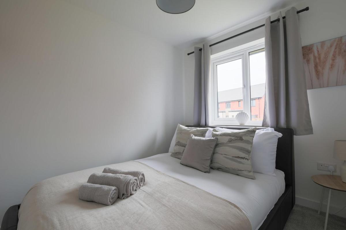 The Haven – Modern 4-Bed Home with Garden