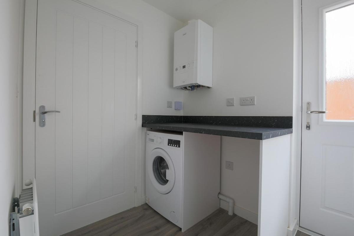 The Haven – Modern 4-Bed Home with Garden
