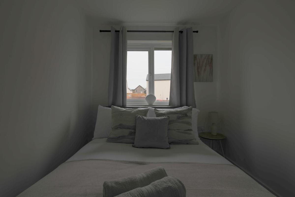 The Haven – Modern 4-Bed Home with Garden