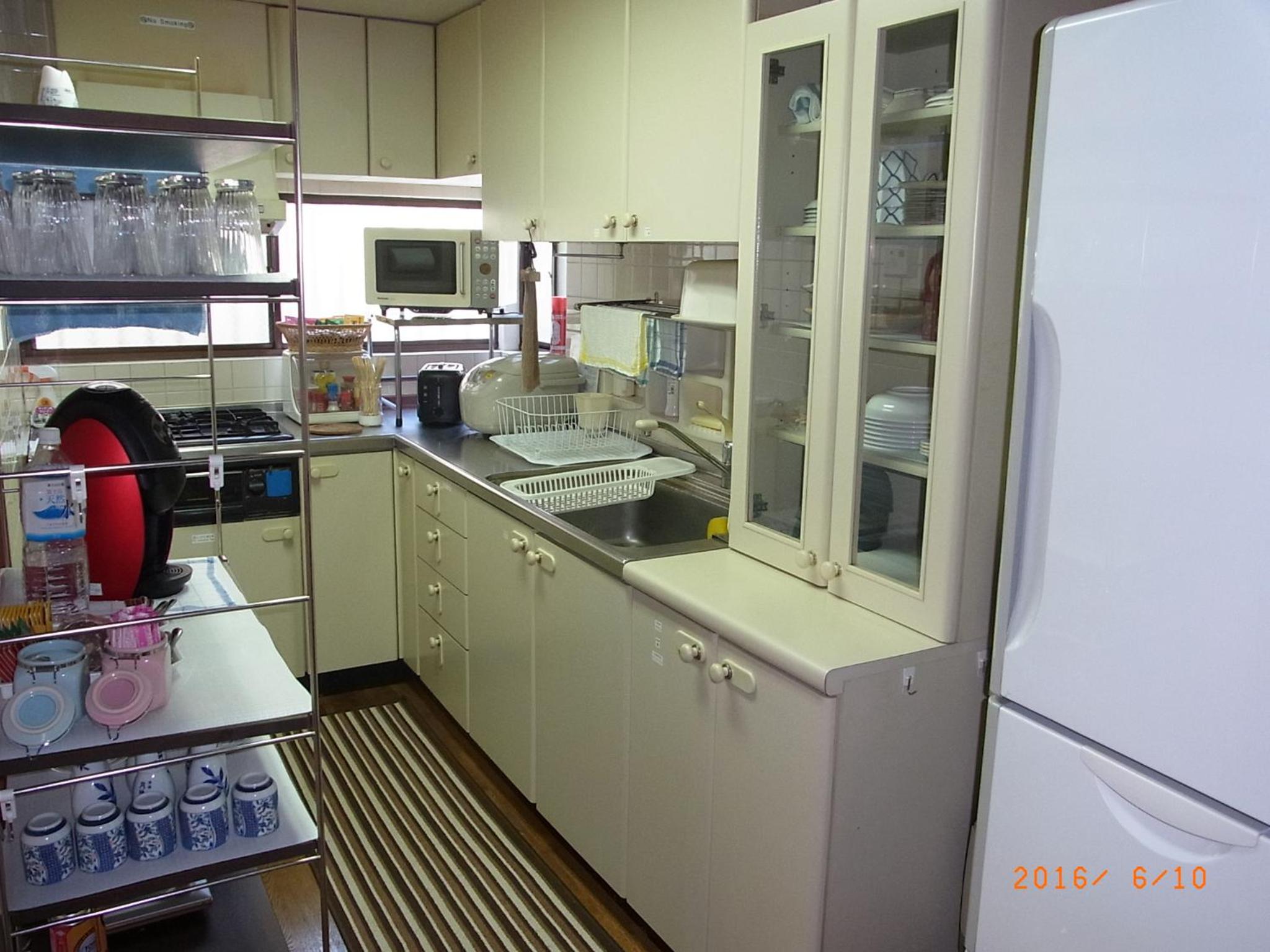 Photo 12
