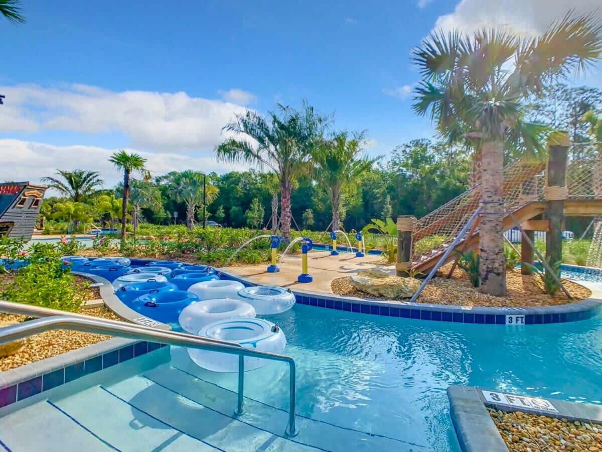 Comfy Lakeview 3BR with 2 Clubhouses & Waterpark