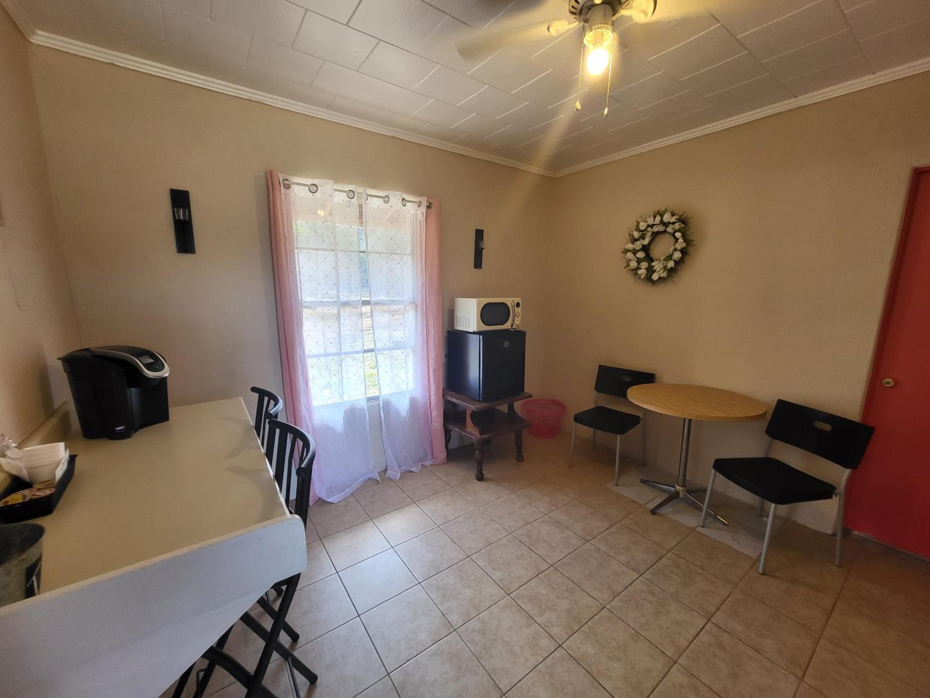 Hill Country Lodge and Mini Storages