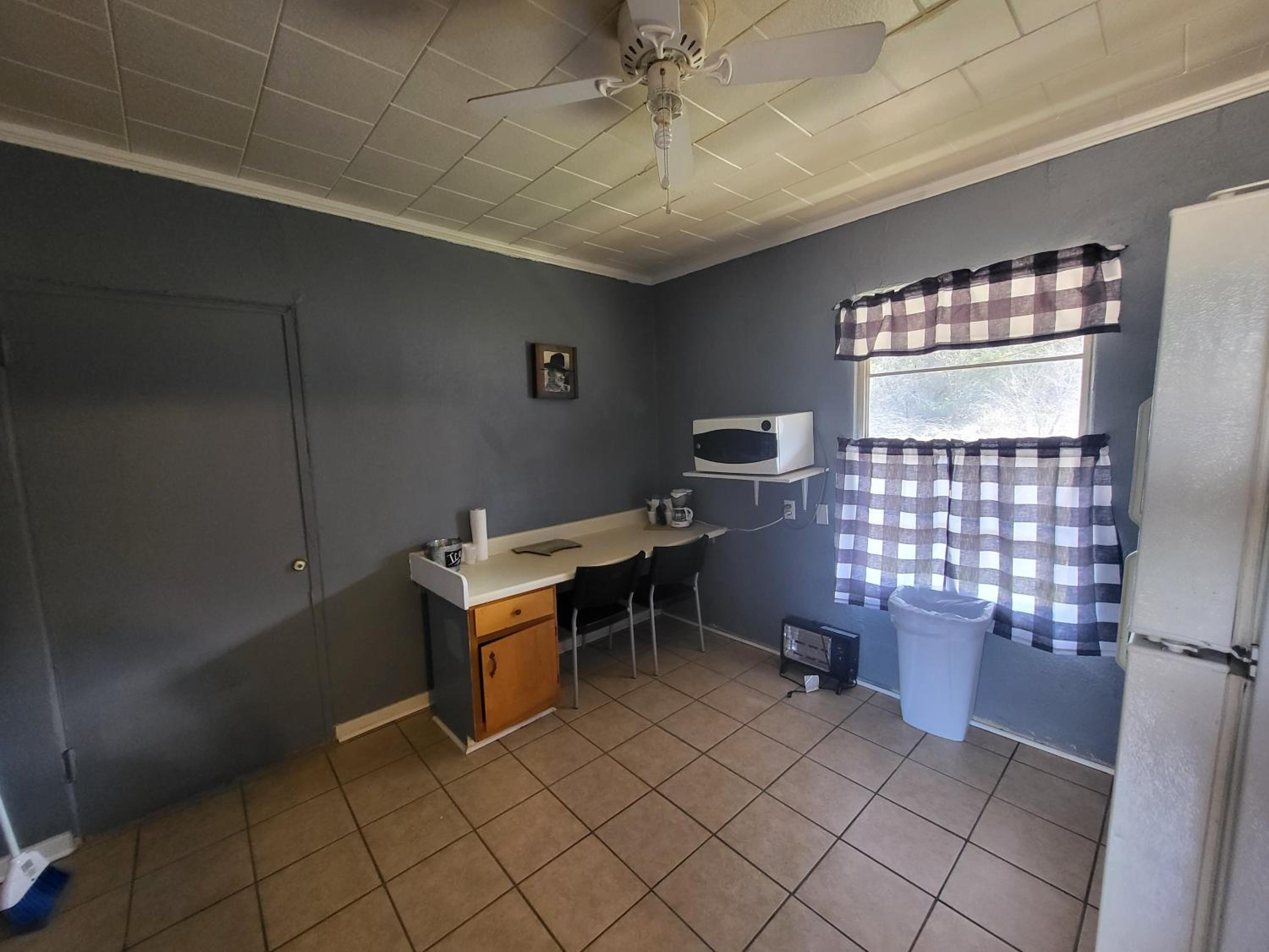 Hill Country Lodge and Mini Storages