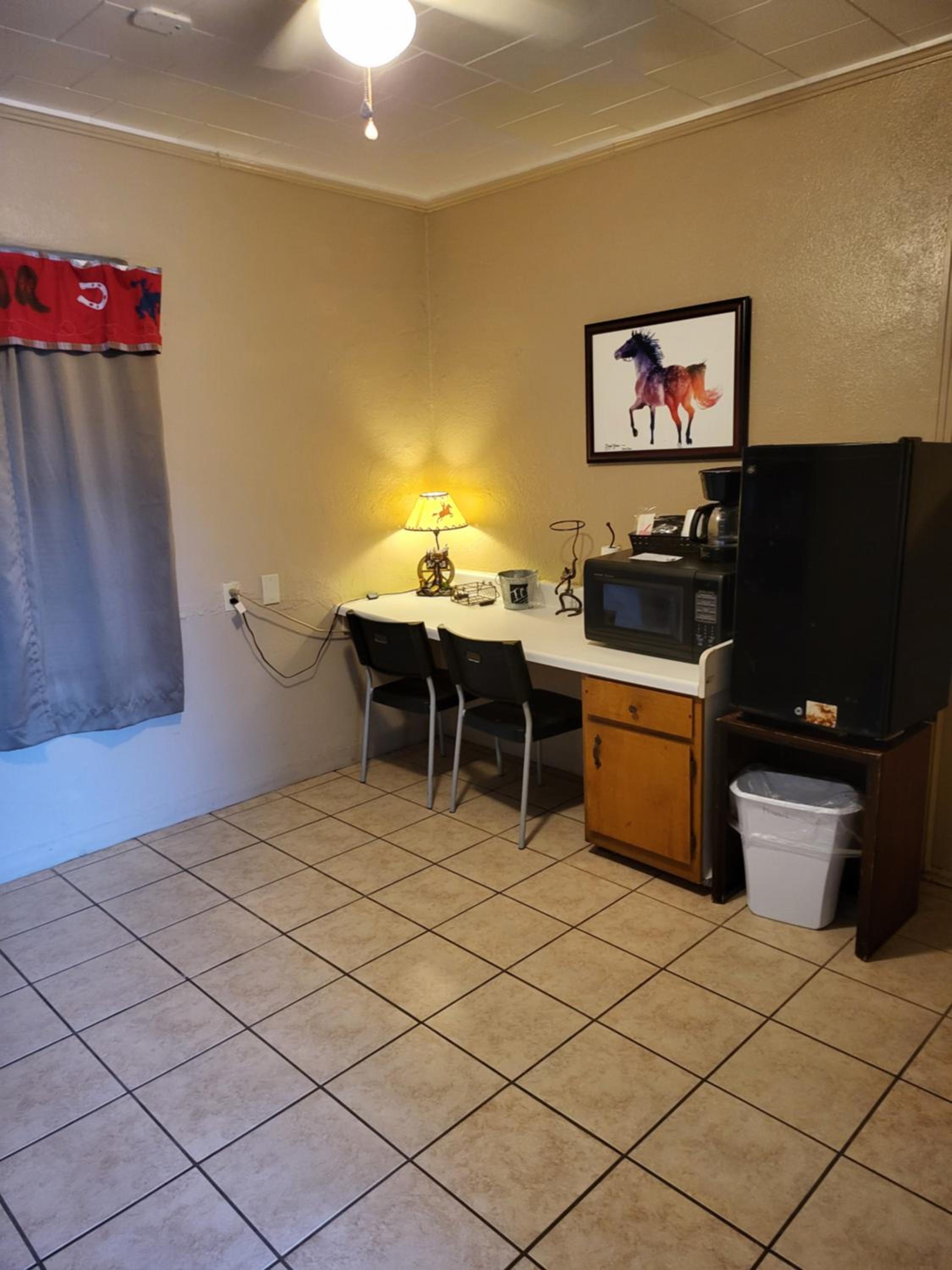 Hill Country Lodge and Mini Storages