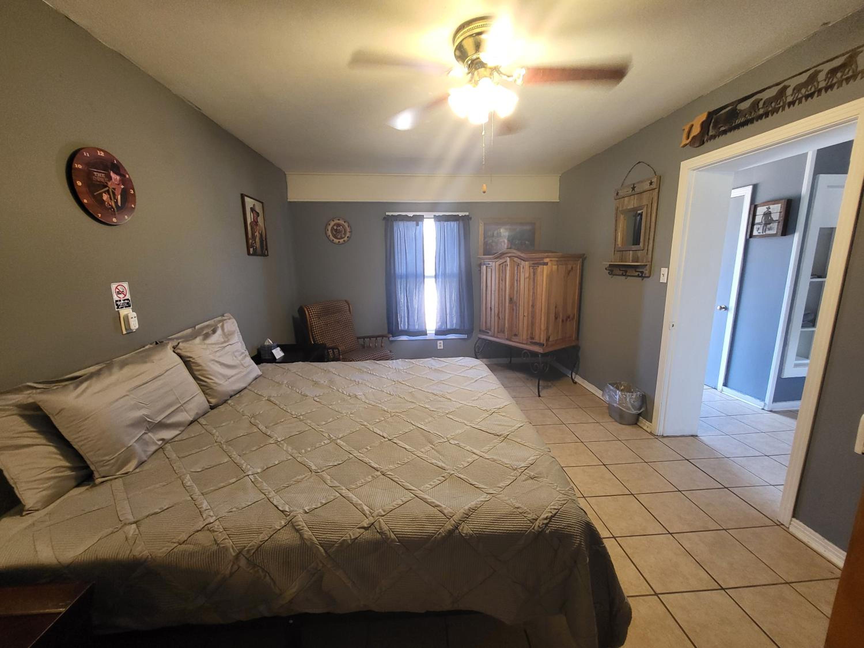 Hill Country Lodge and Mini Storages