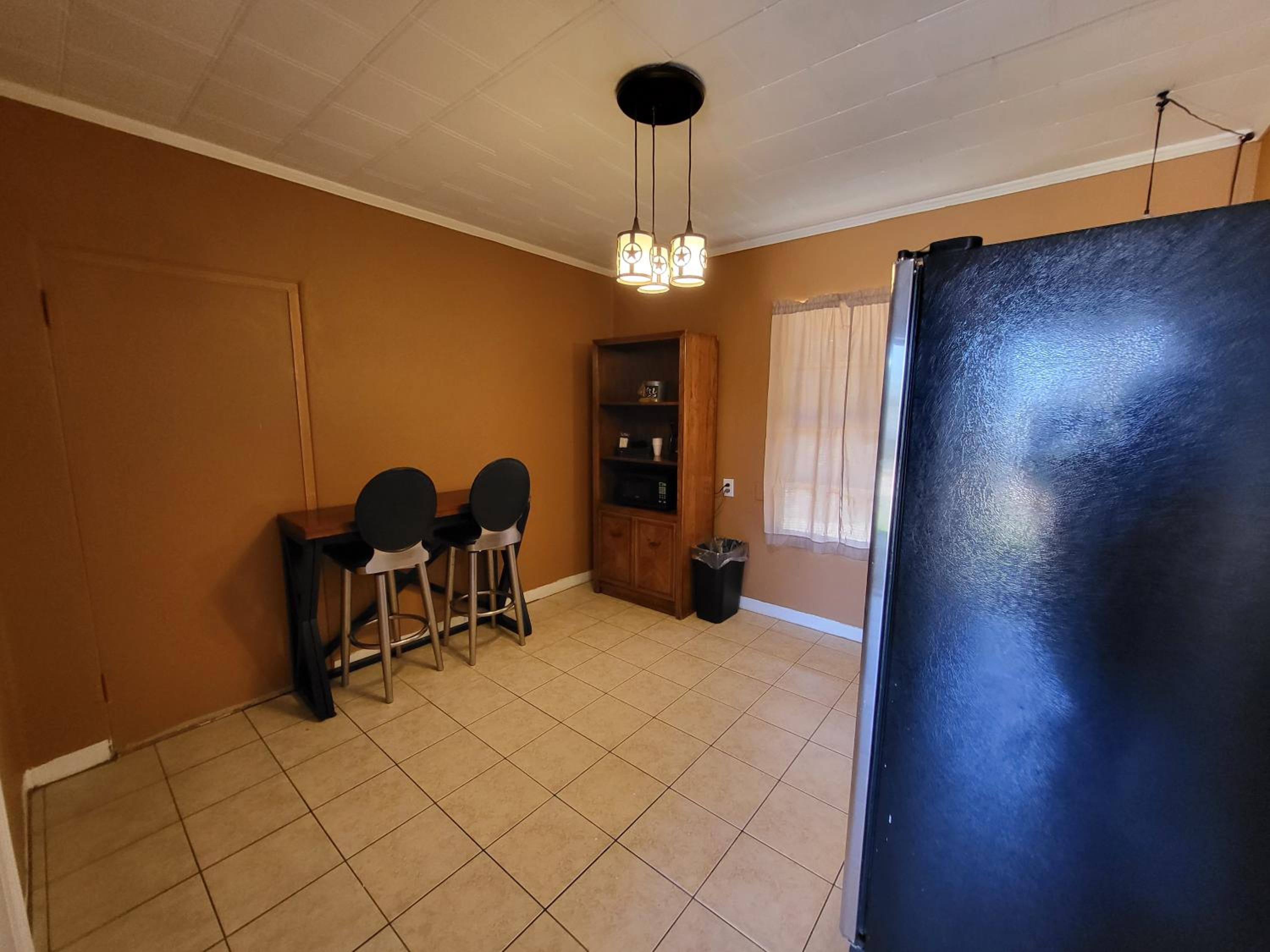 Hill Country Lodge and Mini Storages