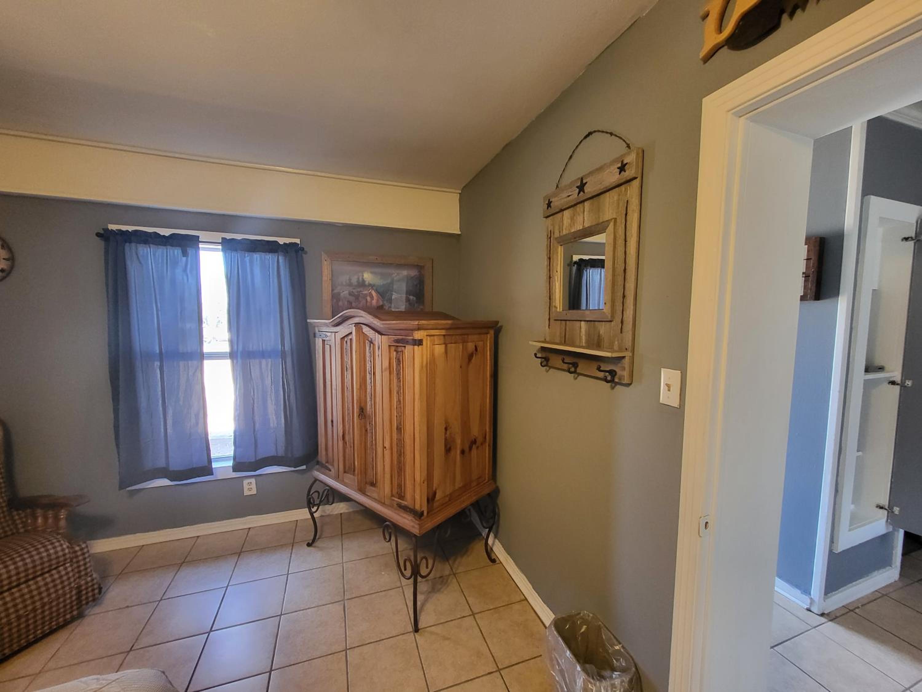 Hill Country Lodge and Mini Storages