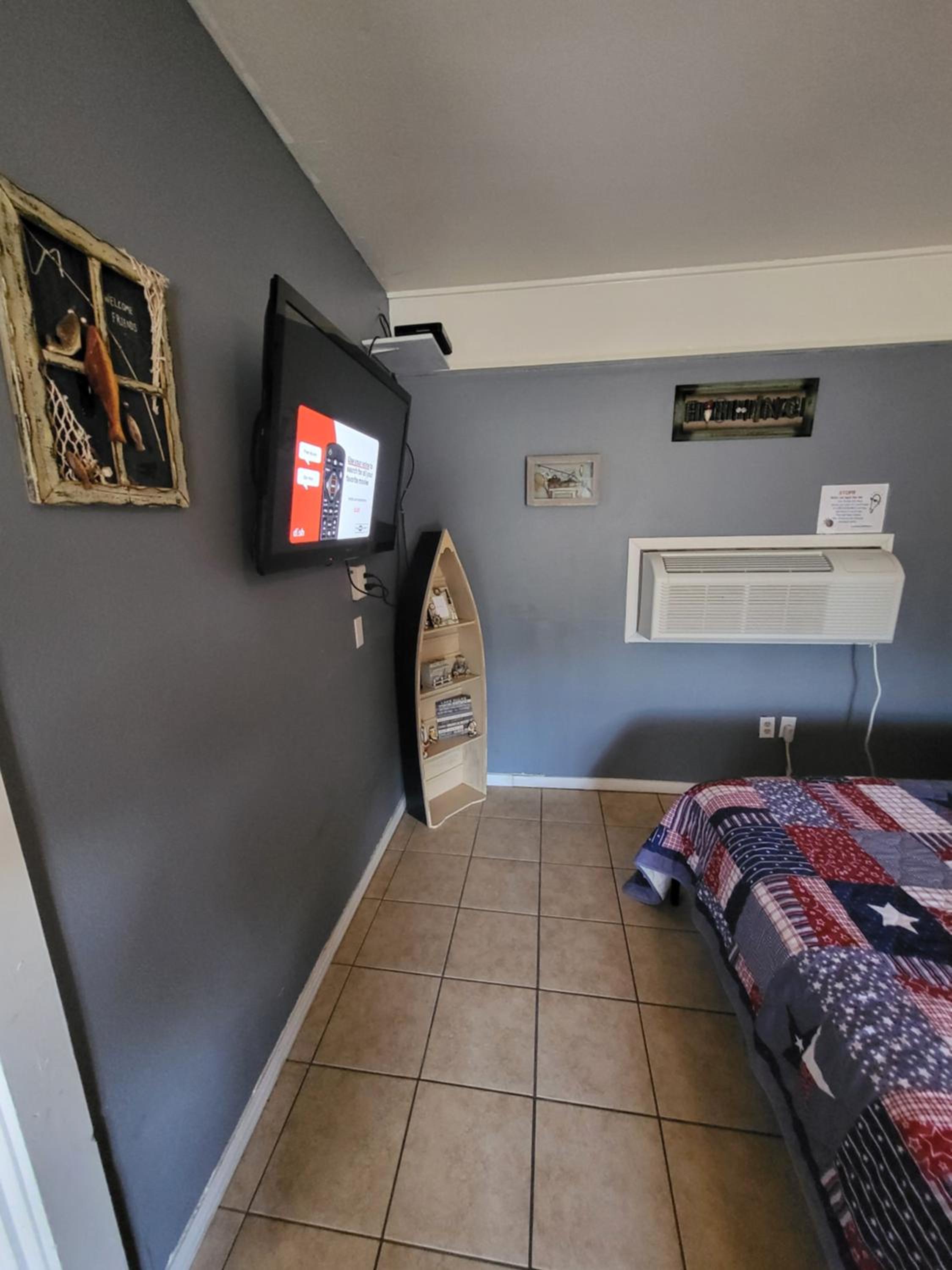 Hill Country Lodge and Mini Storages