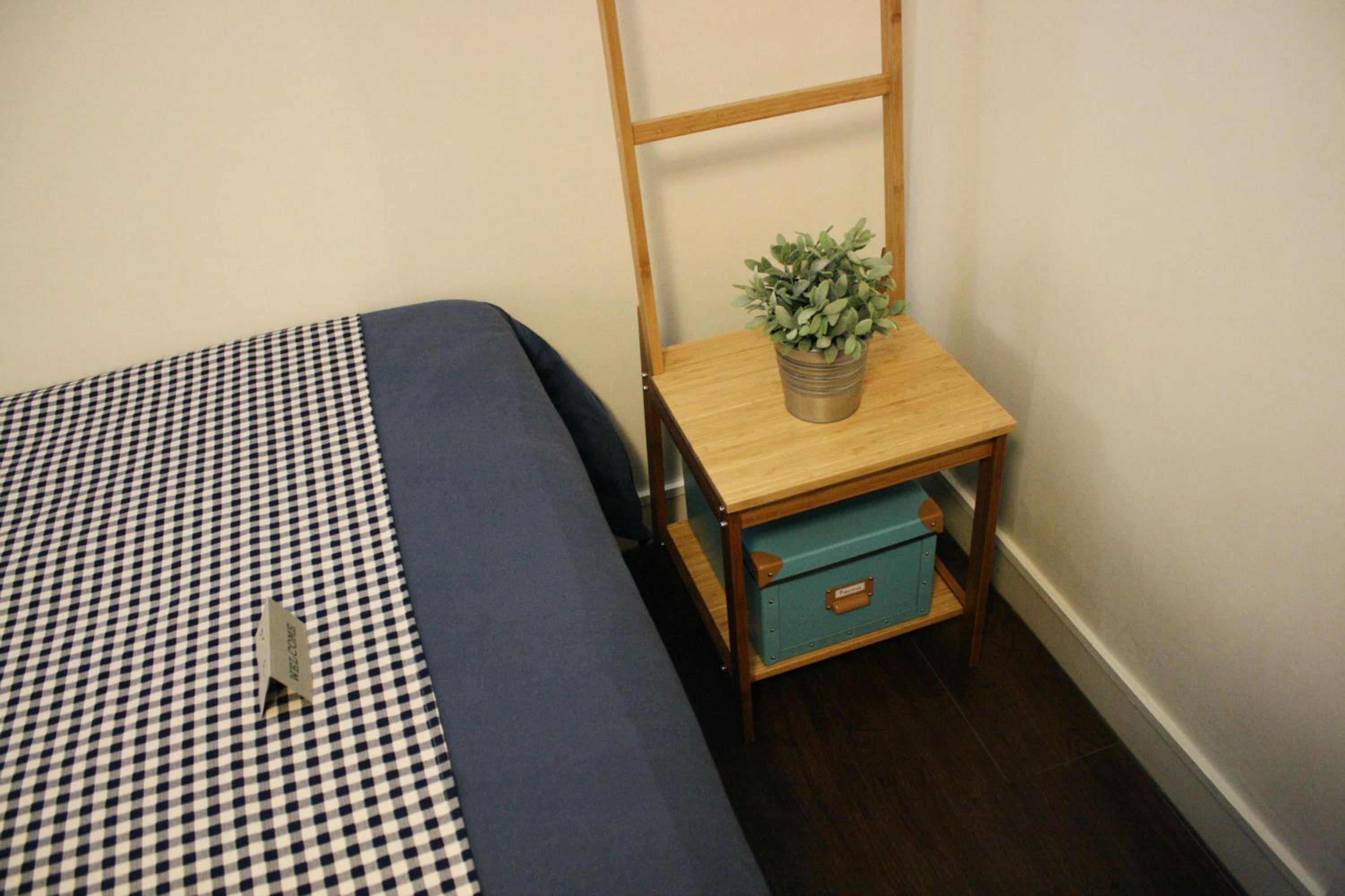 Hostel Beige 2nd