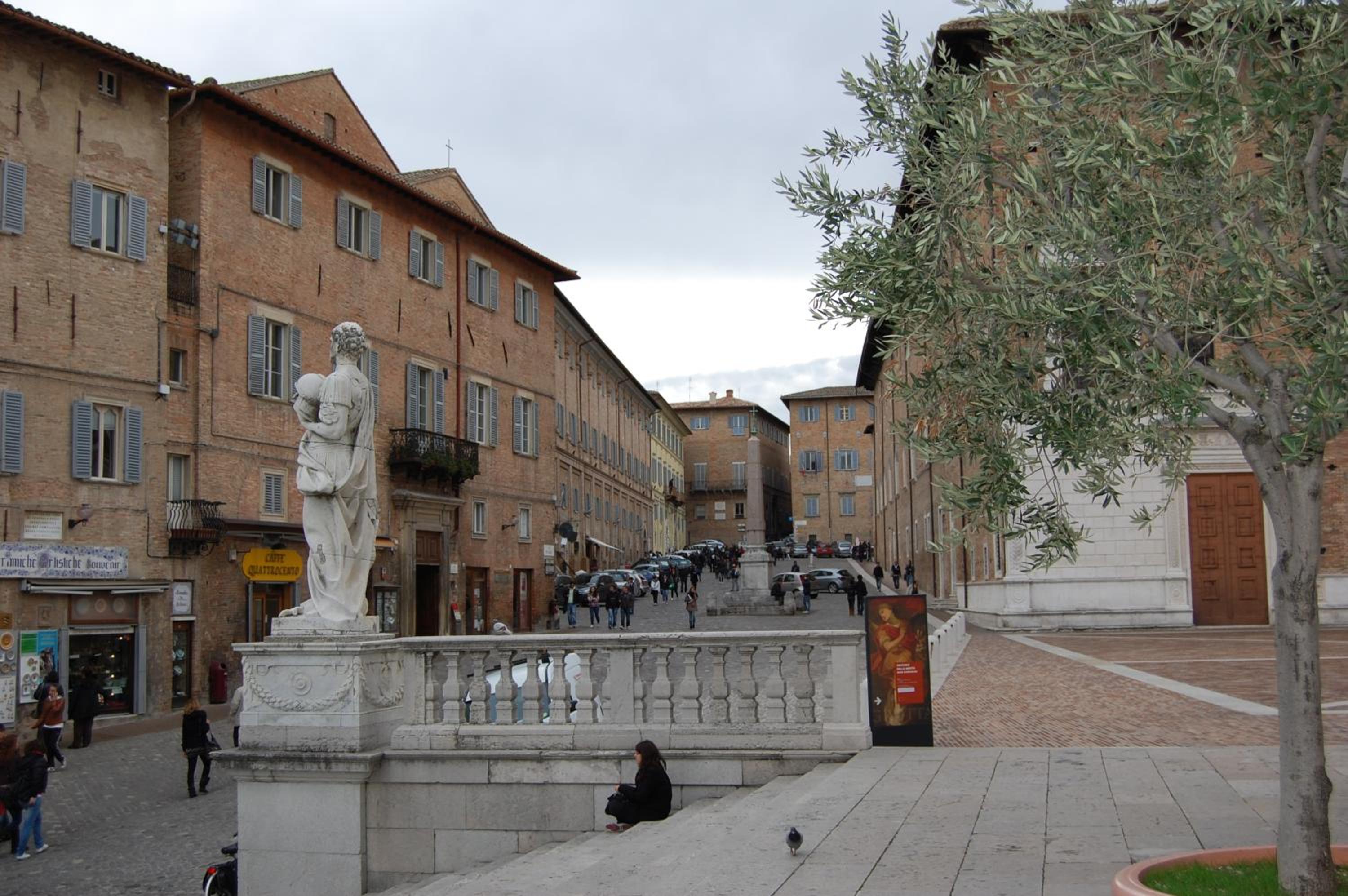 Guest House Domus Urbino view 4