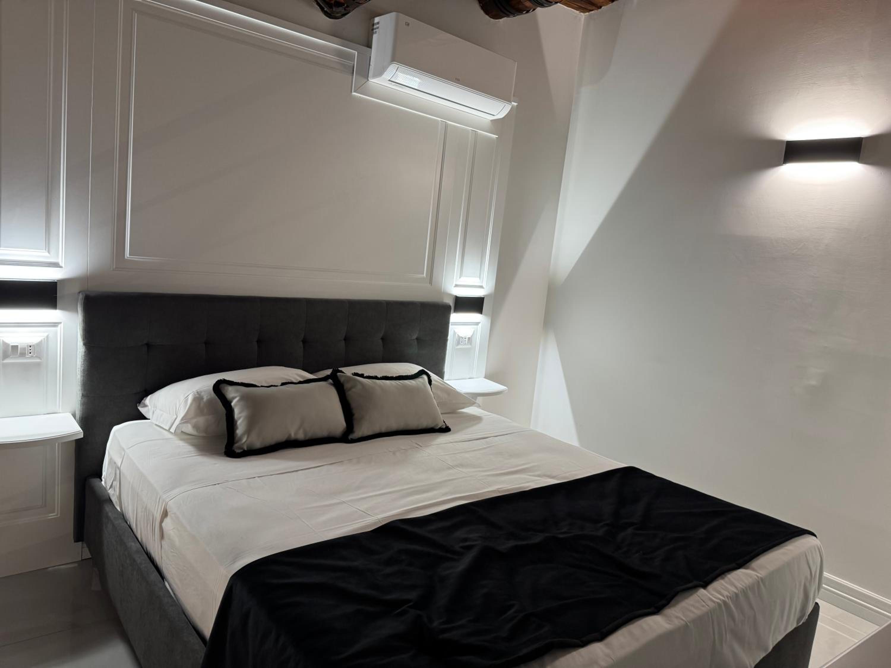 Gentile Suite Decumani