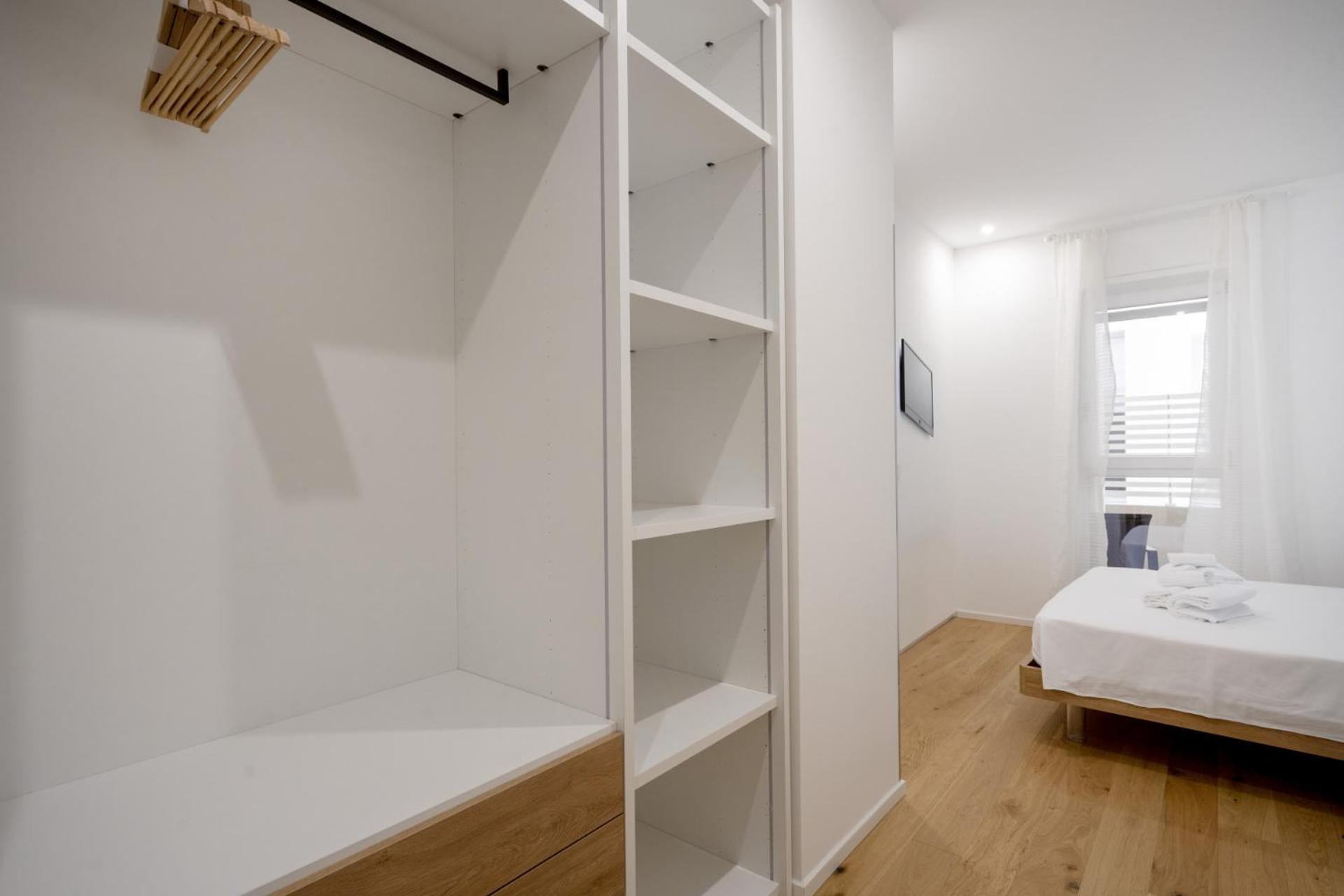 Borgo Felice 5 - Modern Apartment with Balcony + Free Parking