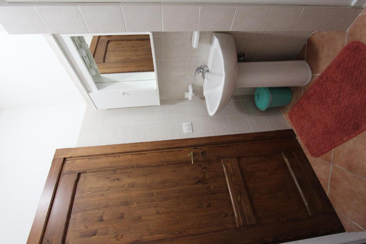 Photo 52