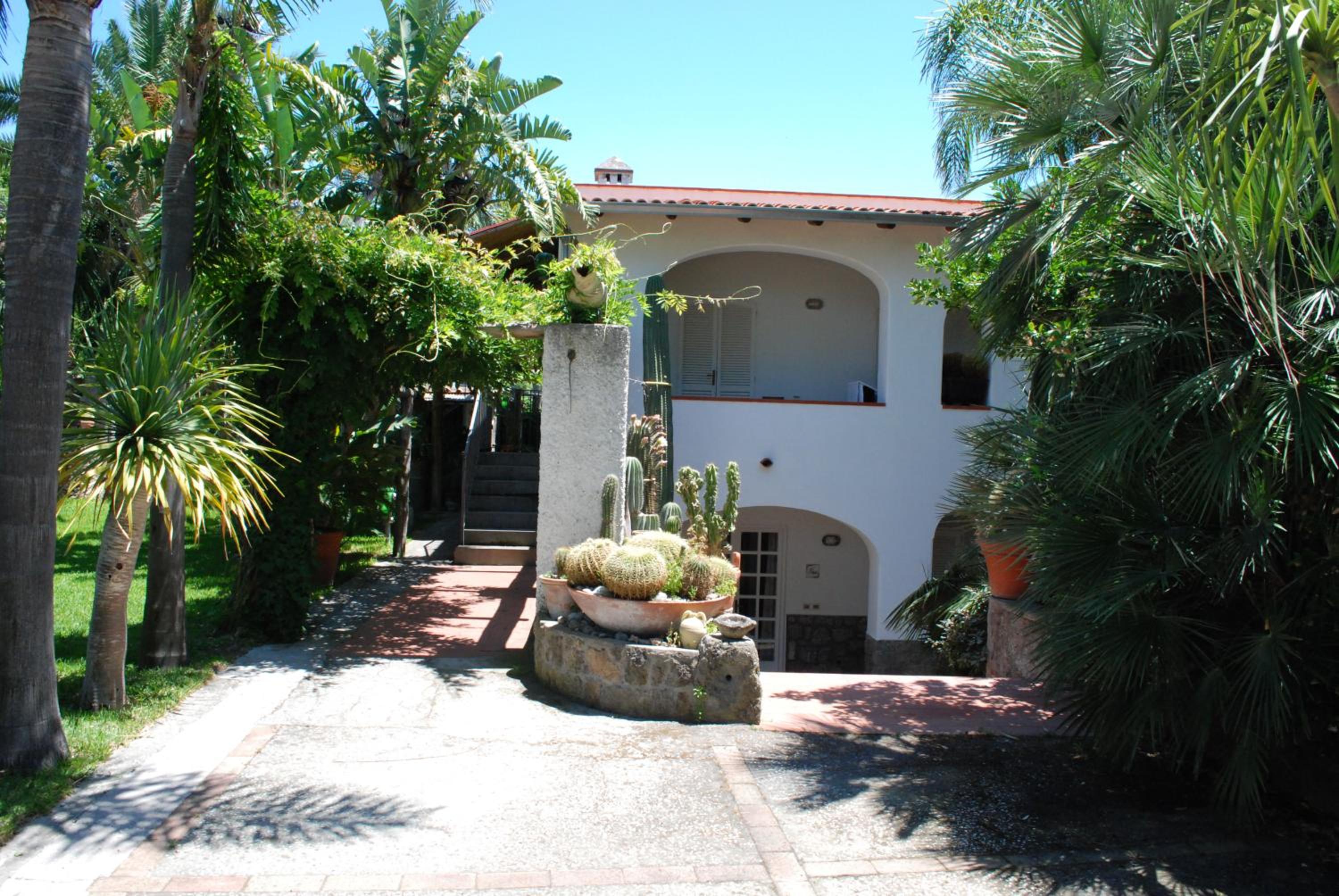 Hotel Residence Villa Cristina - Image 1