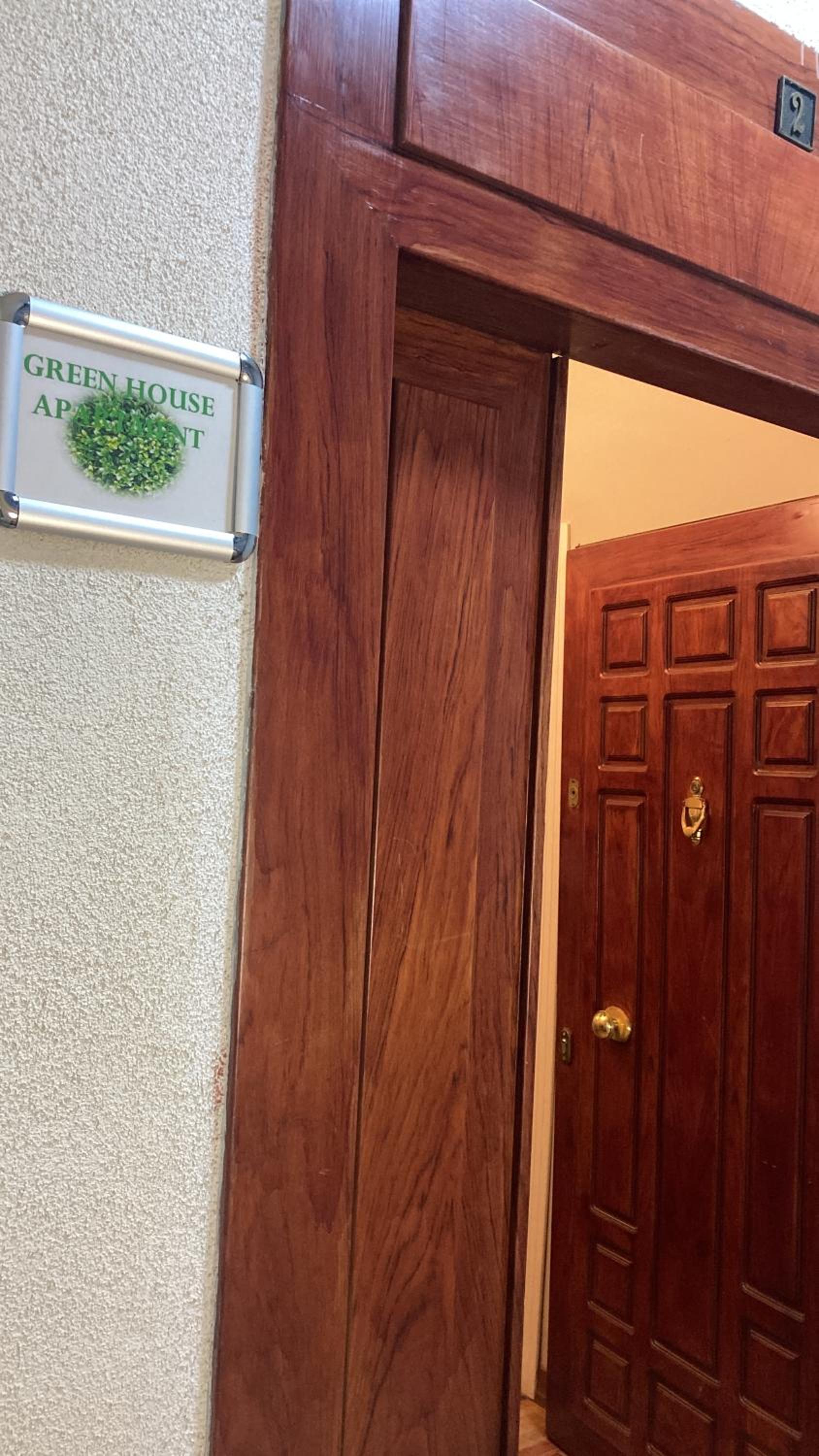 Taksim Green Flat Back