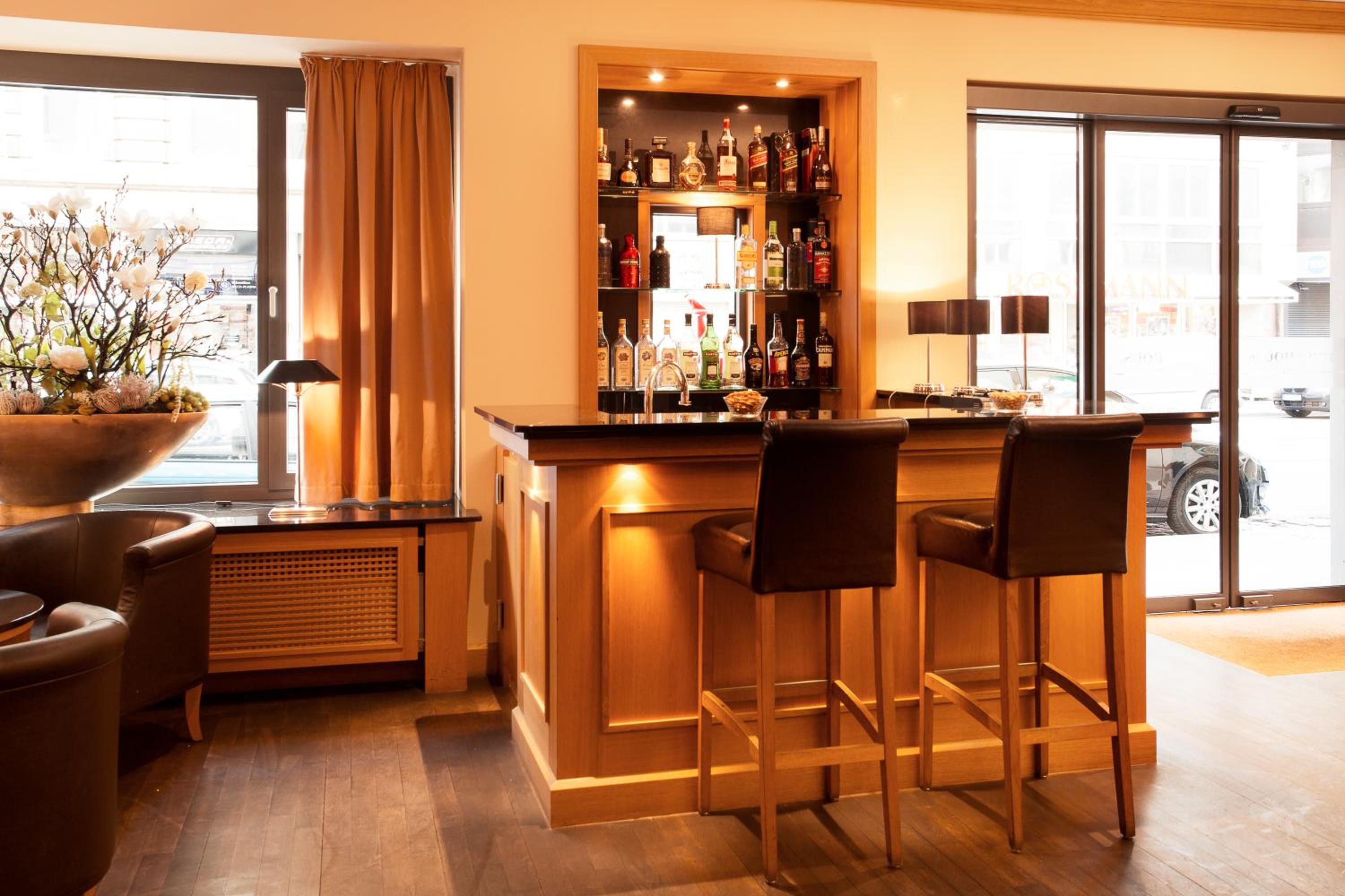 TOWNHOUSE Hotel - Property Image 39