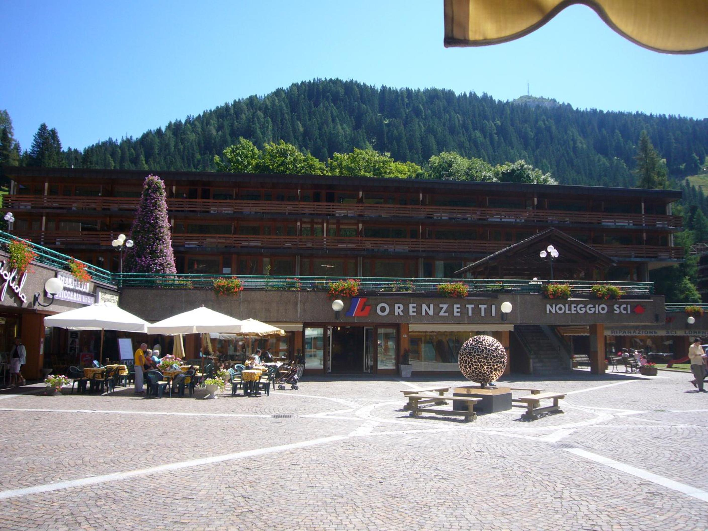 Photo 12