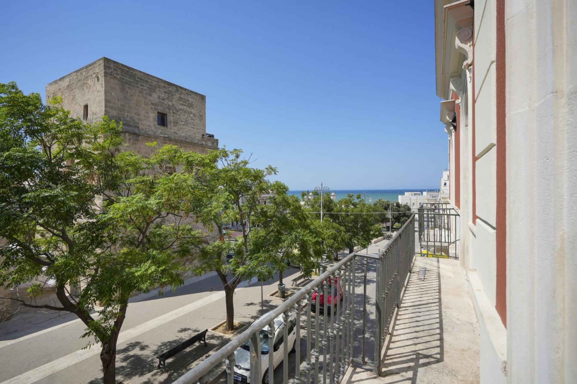 PalazzoTorre 102 - Luxury suite with tower view