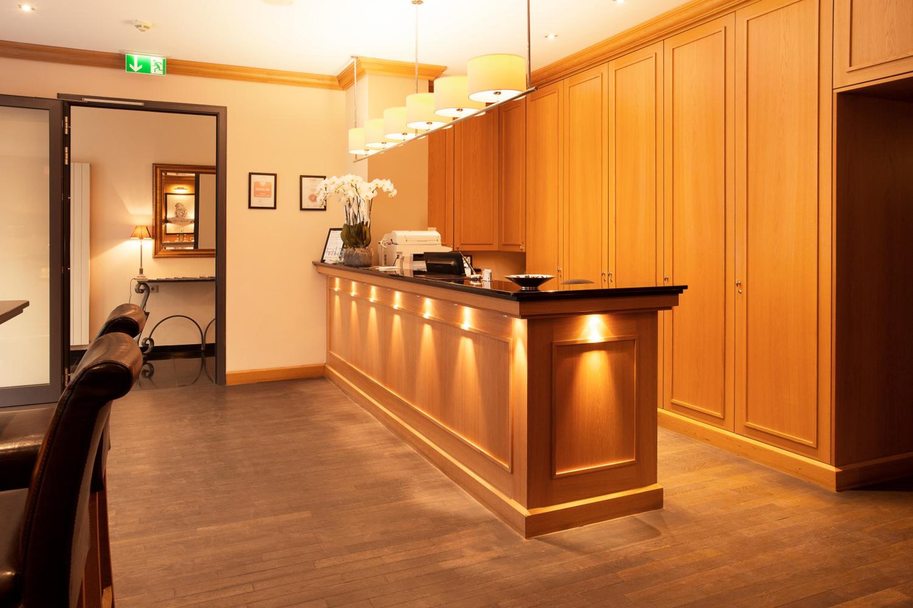 TOWNHOUSE Hotel - Property Image 32