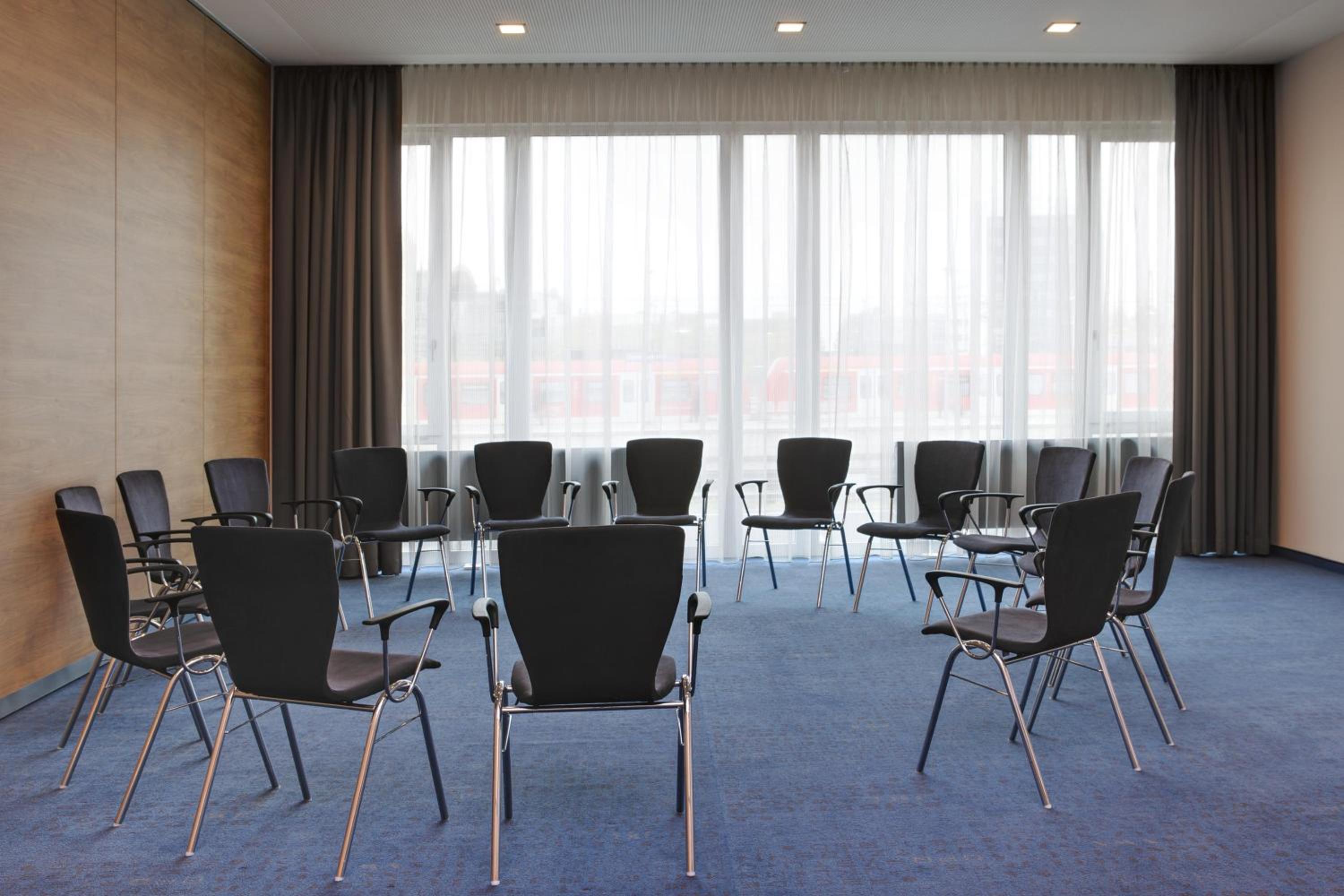 Darmstadt Vacations - IntercityHotel Darmstadt - Property Image 12
