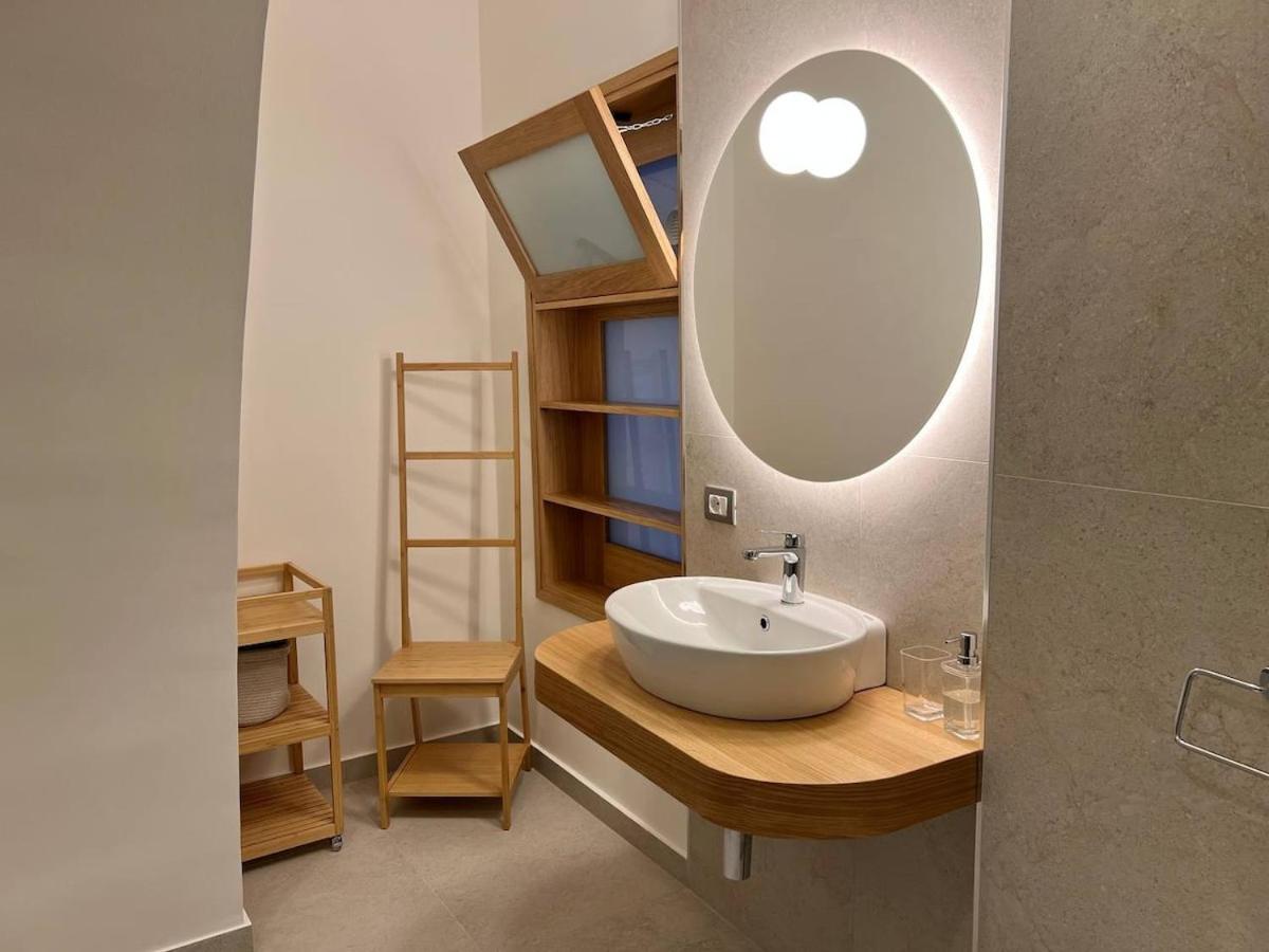 Casa degli Artisti, a spacious apartment in the center