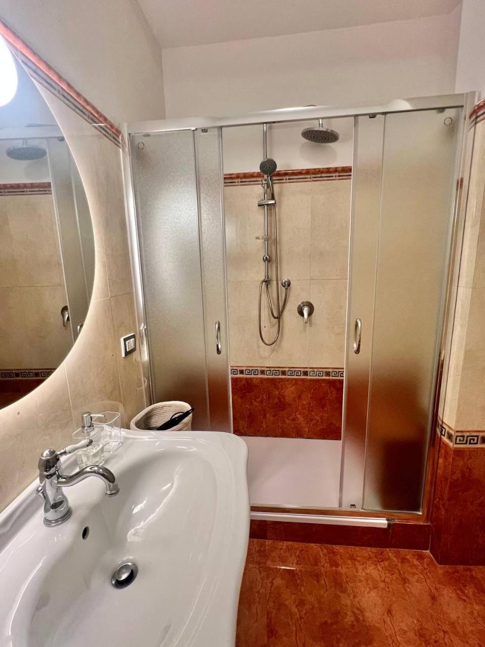 Casa degli Artisti, a spacious apartment in the center
