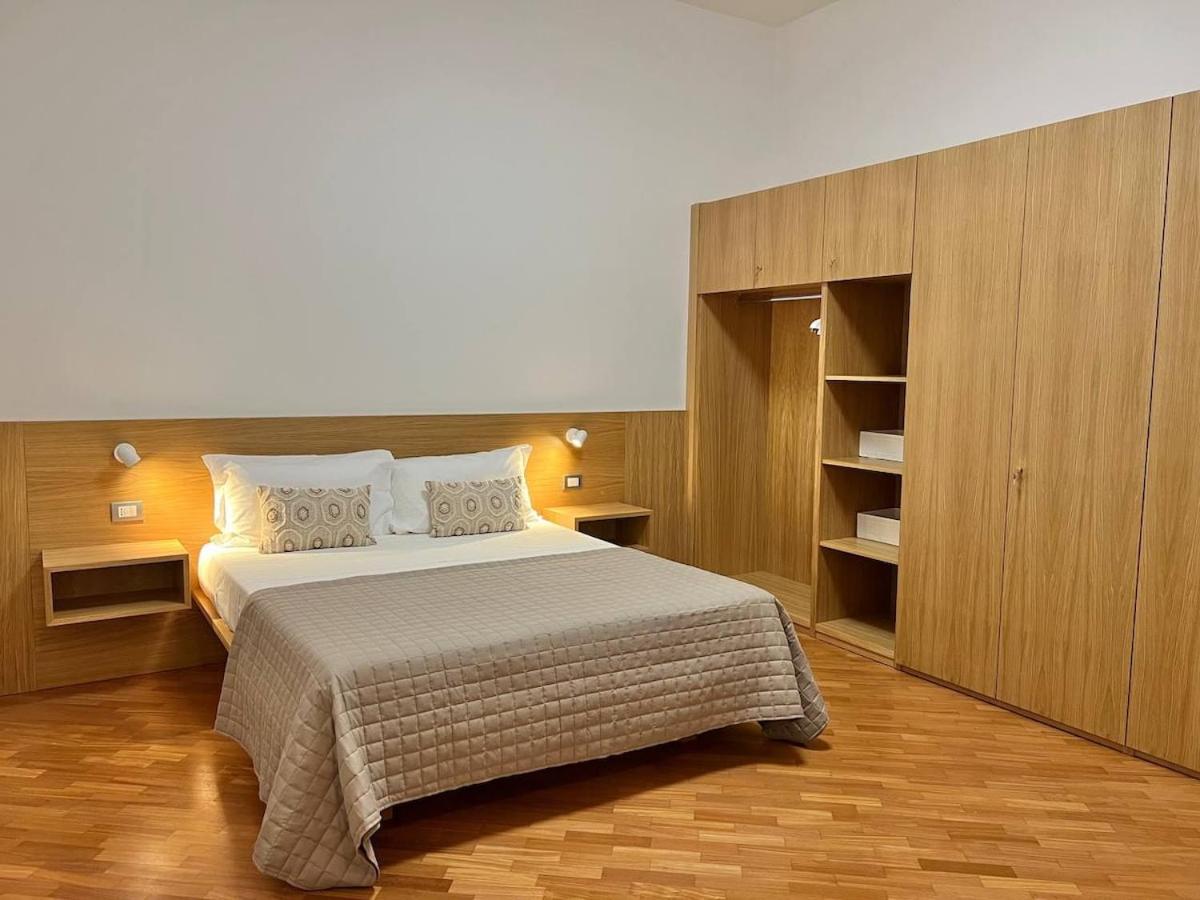 Casa degli Artisti, a spacious apartment in the center