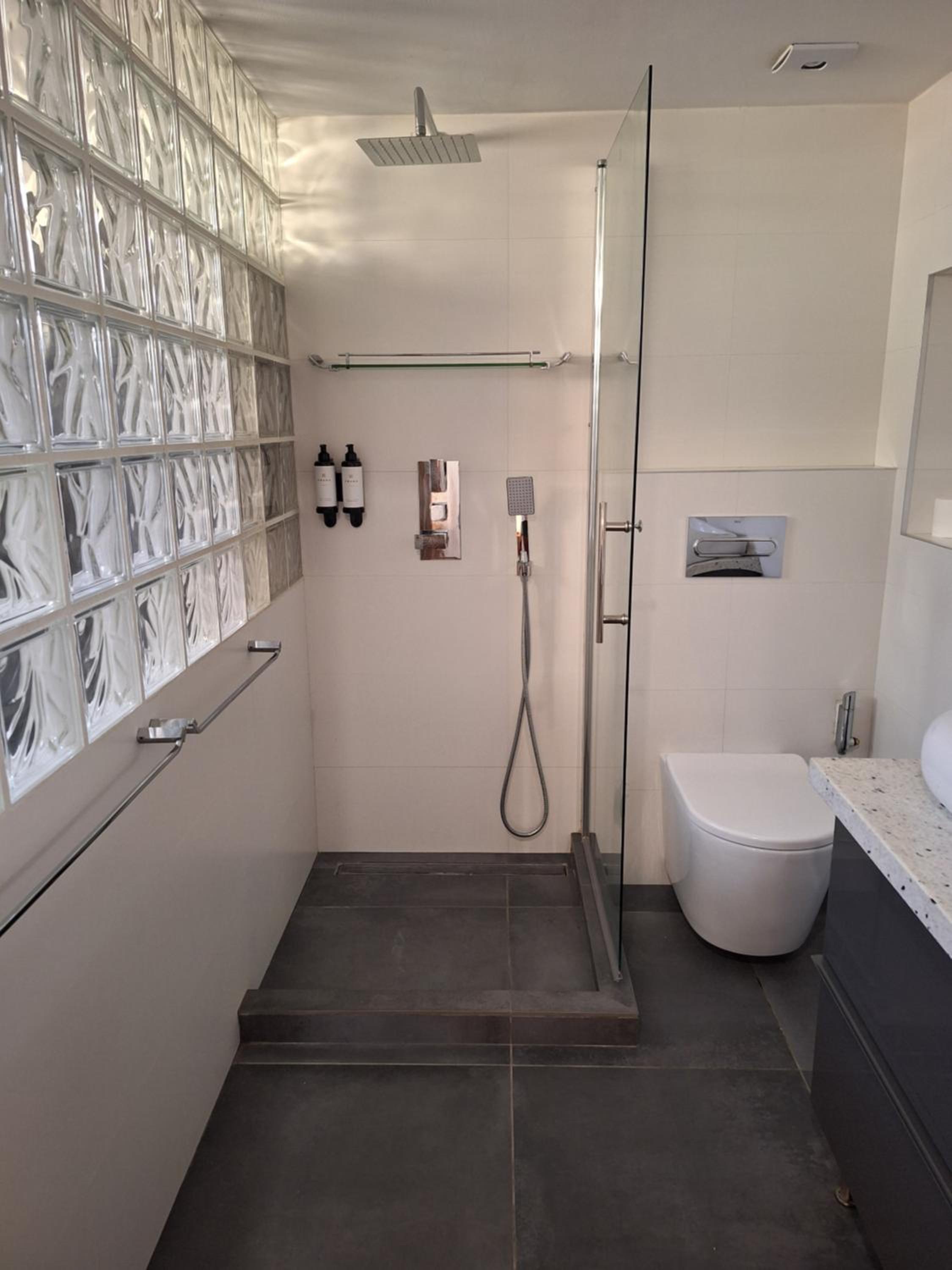 Finca Fenix Apartments with Pool in Álora