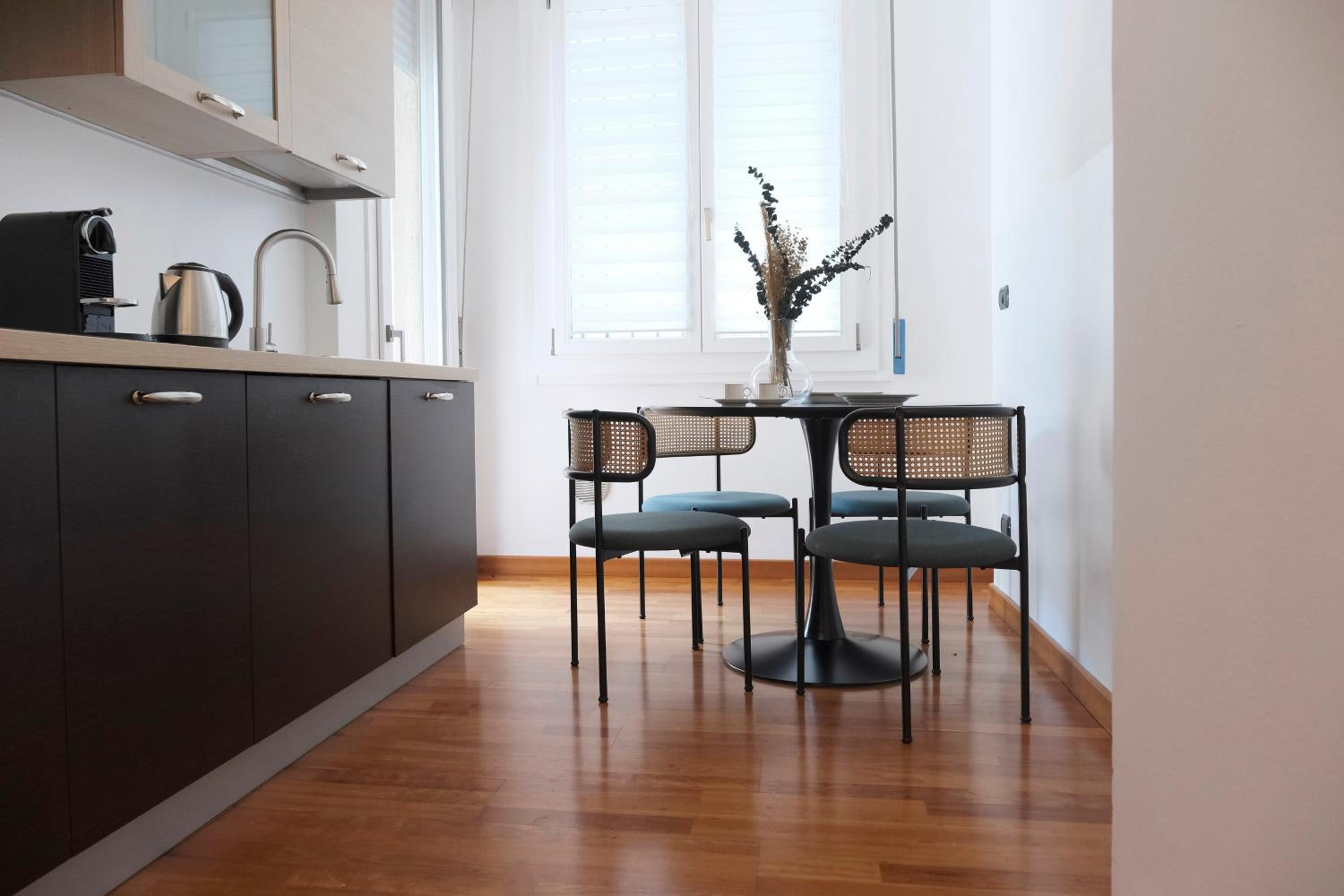 ComeCasa 10 Min Walk to Duomo 2BR Family Flat