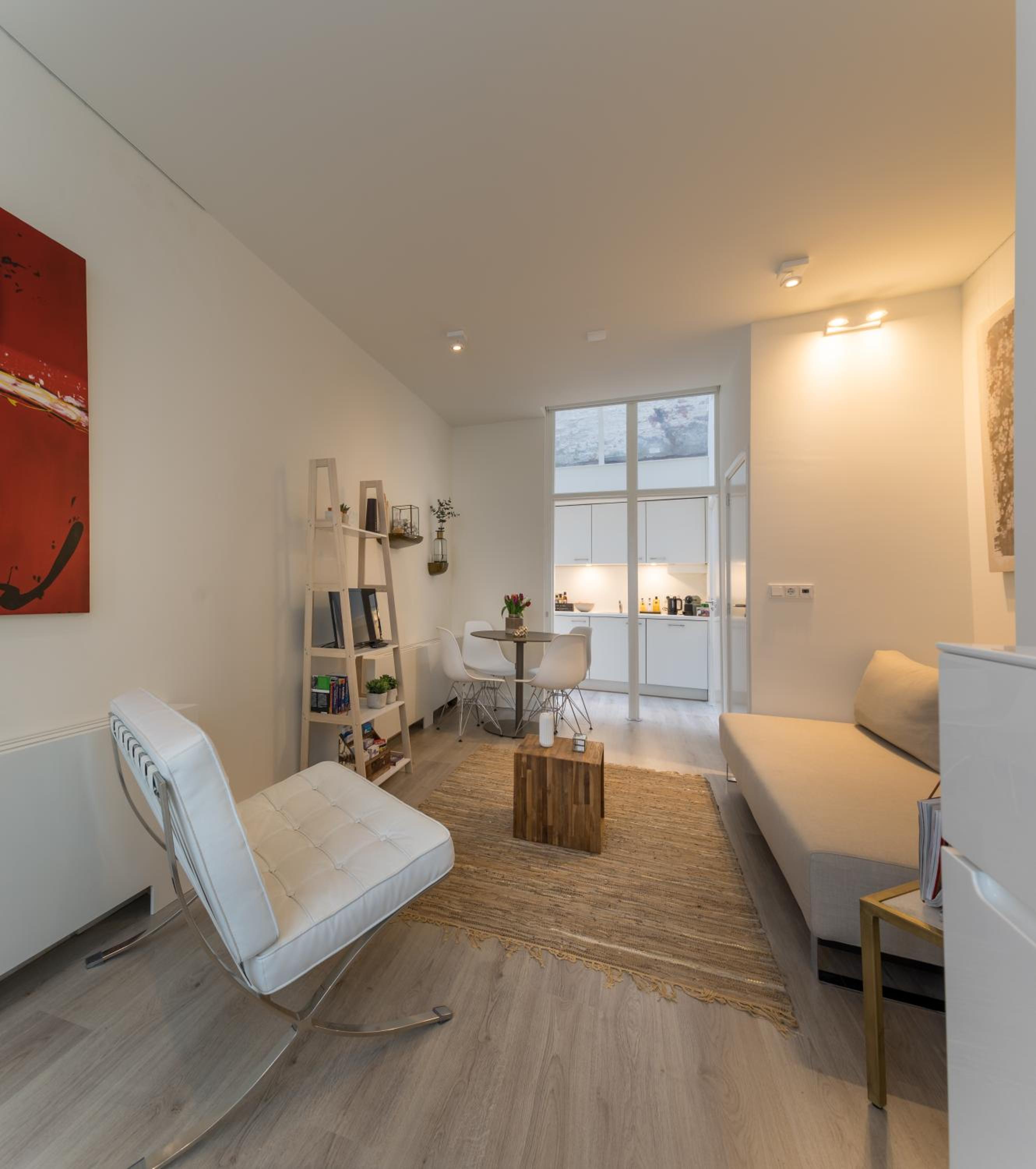 Luxury Flower Market Apartment