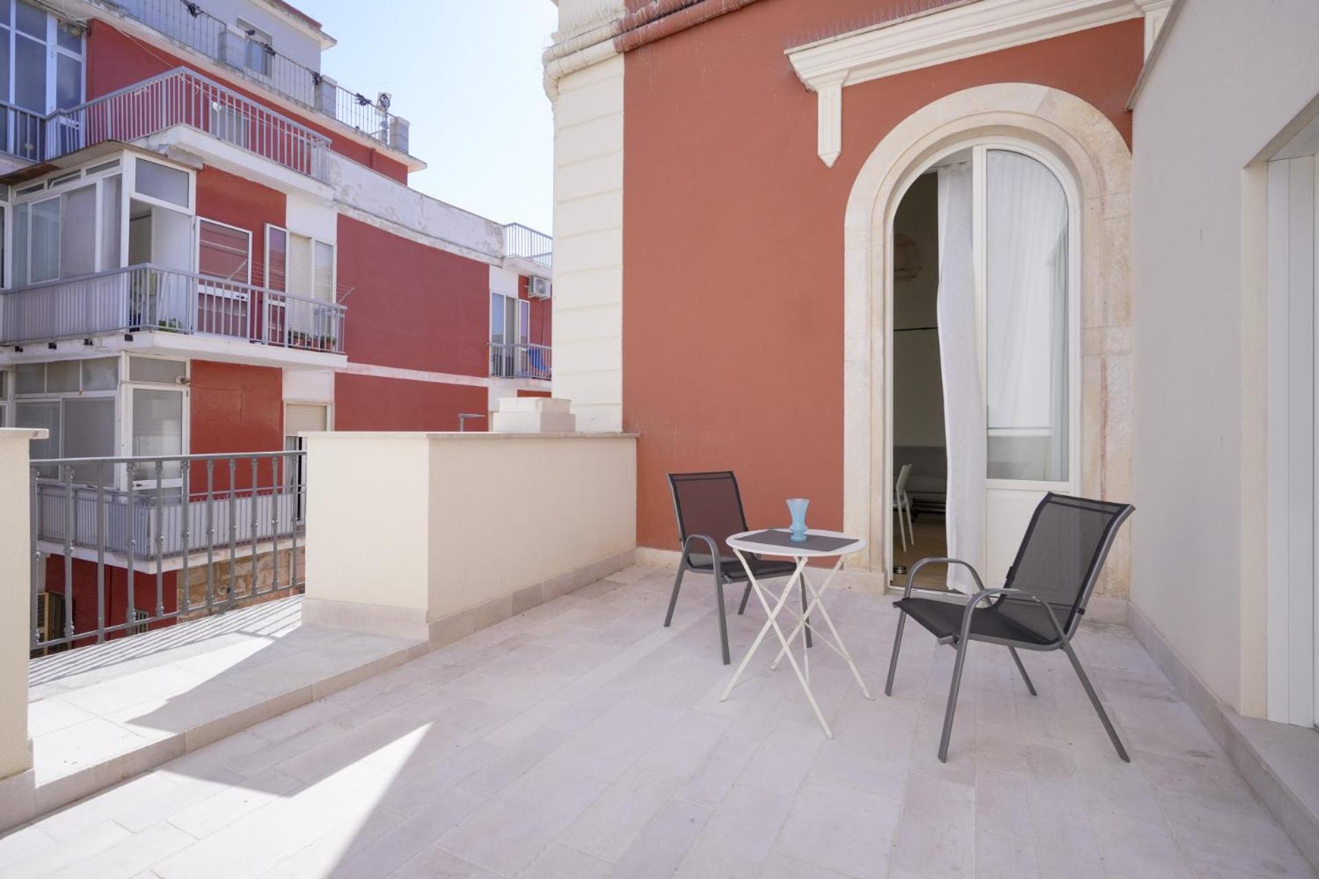 PalazzoTorre 101 - Luxury Apartment & Terrace
