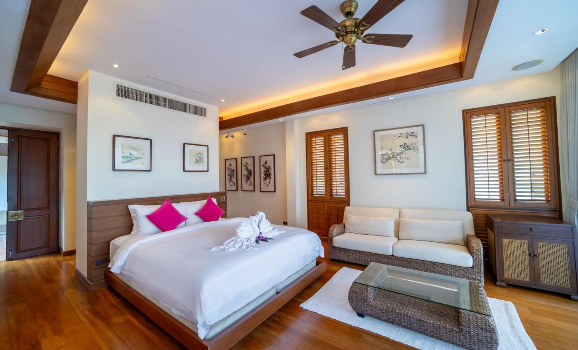 5BR Sea View Pool Villa - 3-Min Walk to Kata Beach - Villa Apsara by Warm Plus