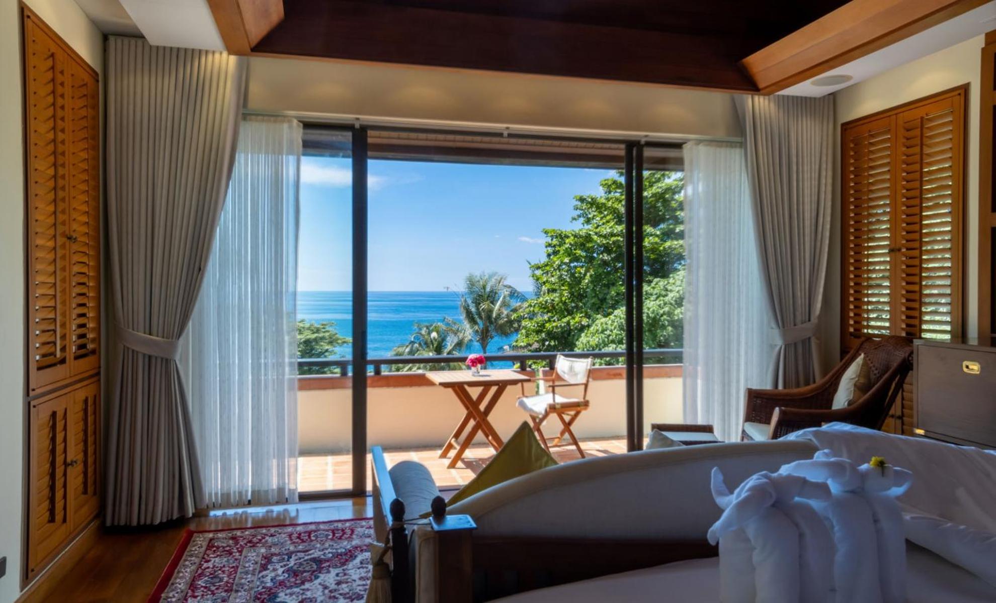5BR Sea View Pool Villa - 3-Min Walk to Kata Beach - Villa Apsara by Warm Plus