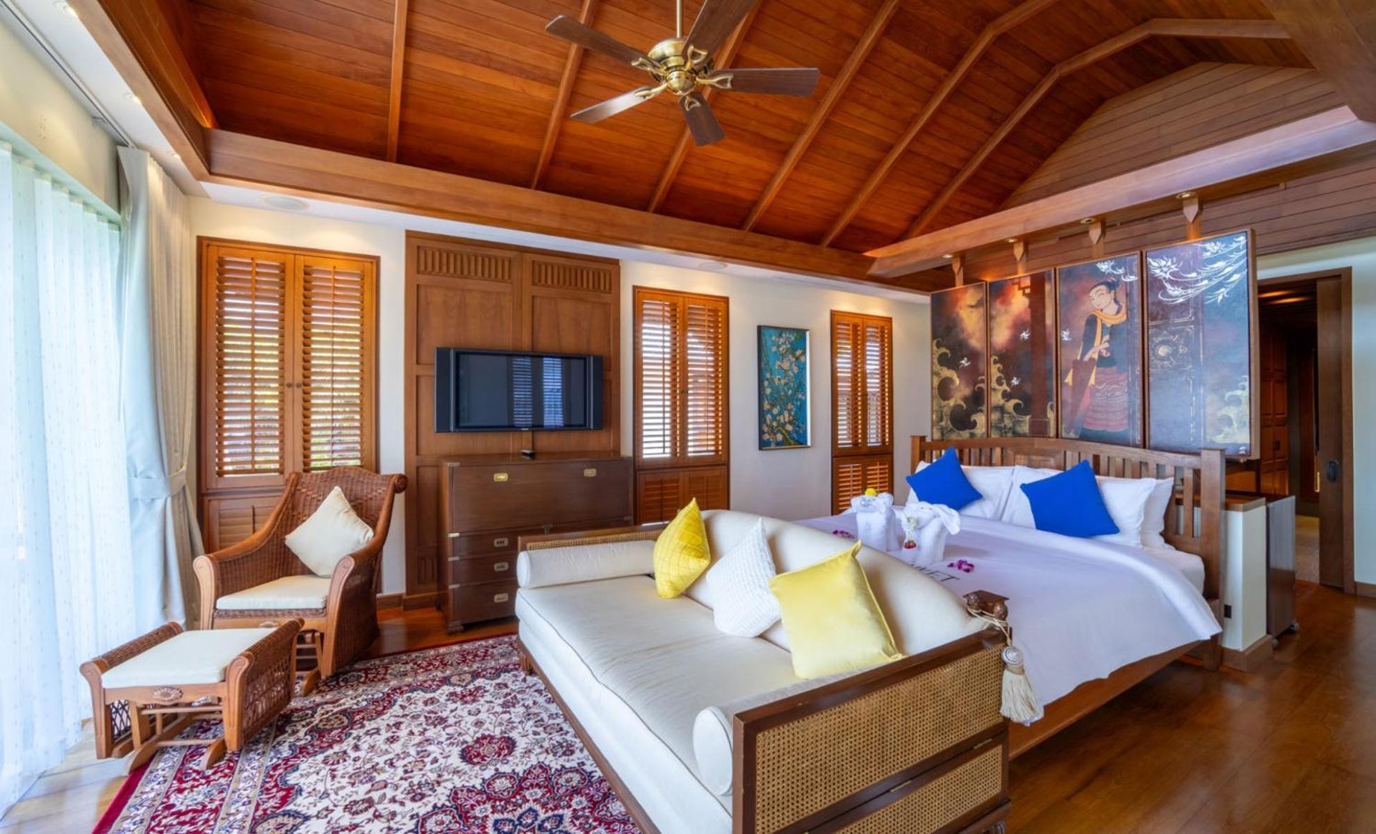 5BR Sea View Pool Villa - 3-Min Walk to Kata Beach - Villa Apsara by Warm Plus