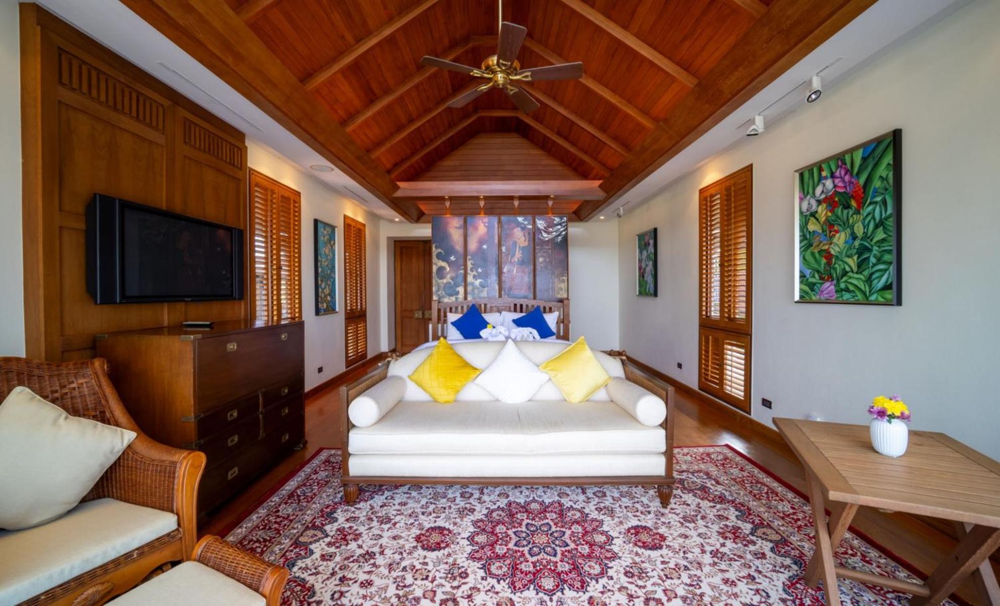 5BR Sea View Pool Villa - 3-Min Walk to Kata Beach - Villa Apsara by Warm Plus