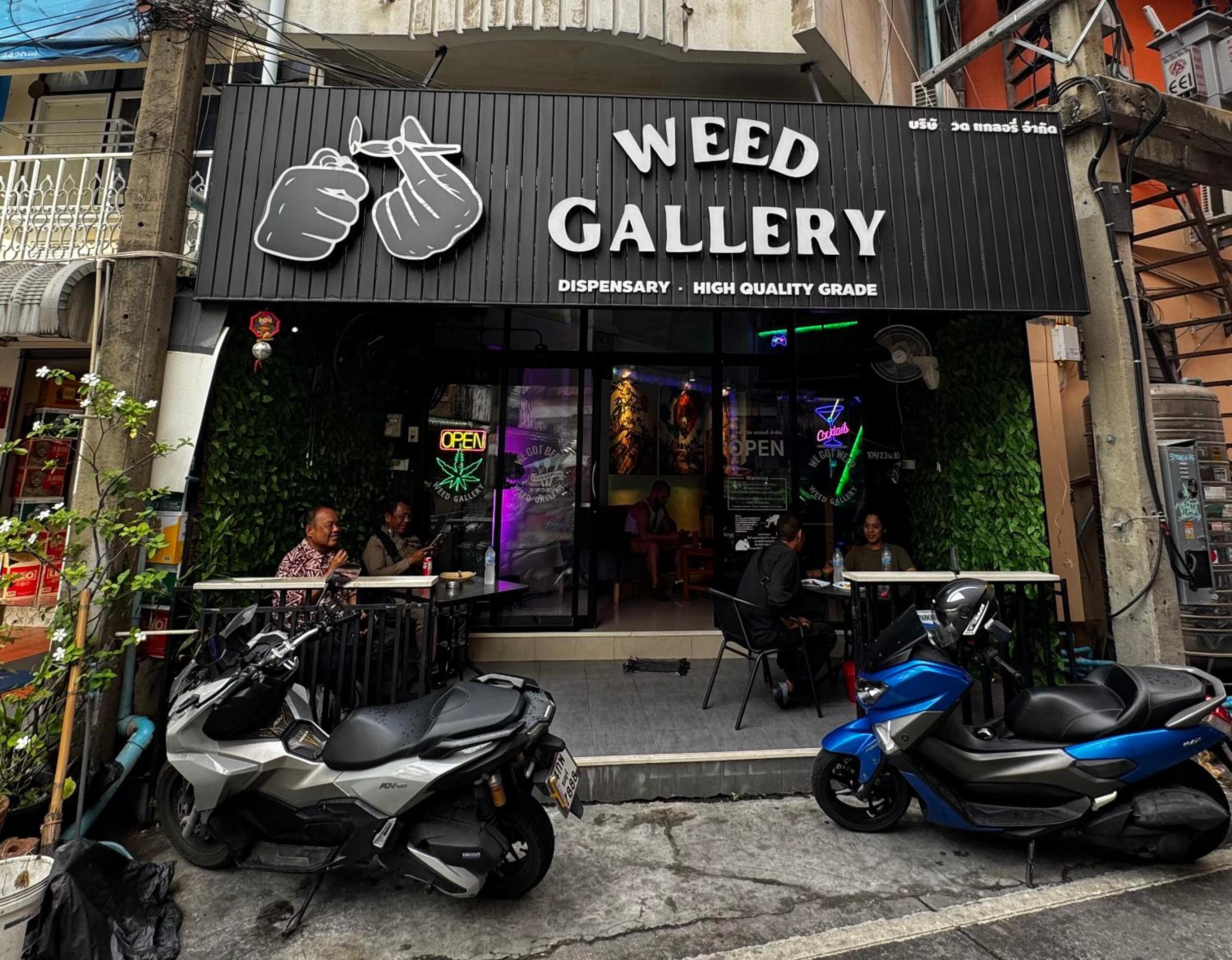 W33d Gallery Pattaya