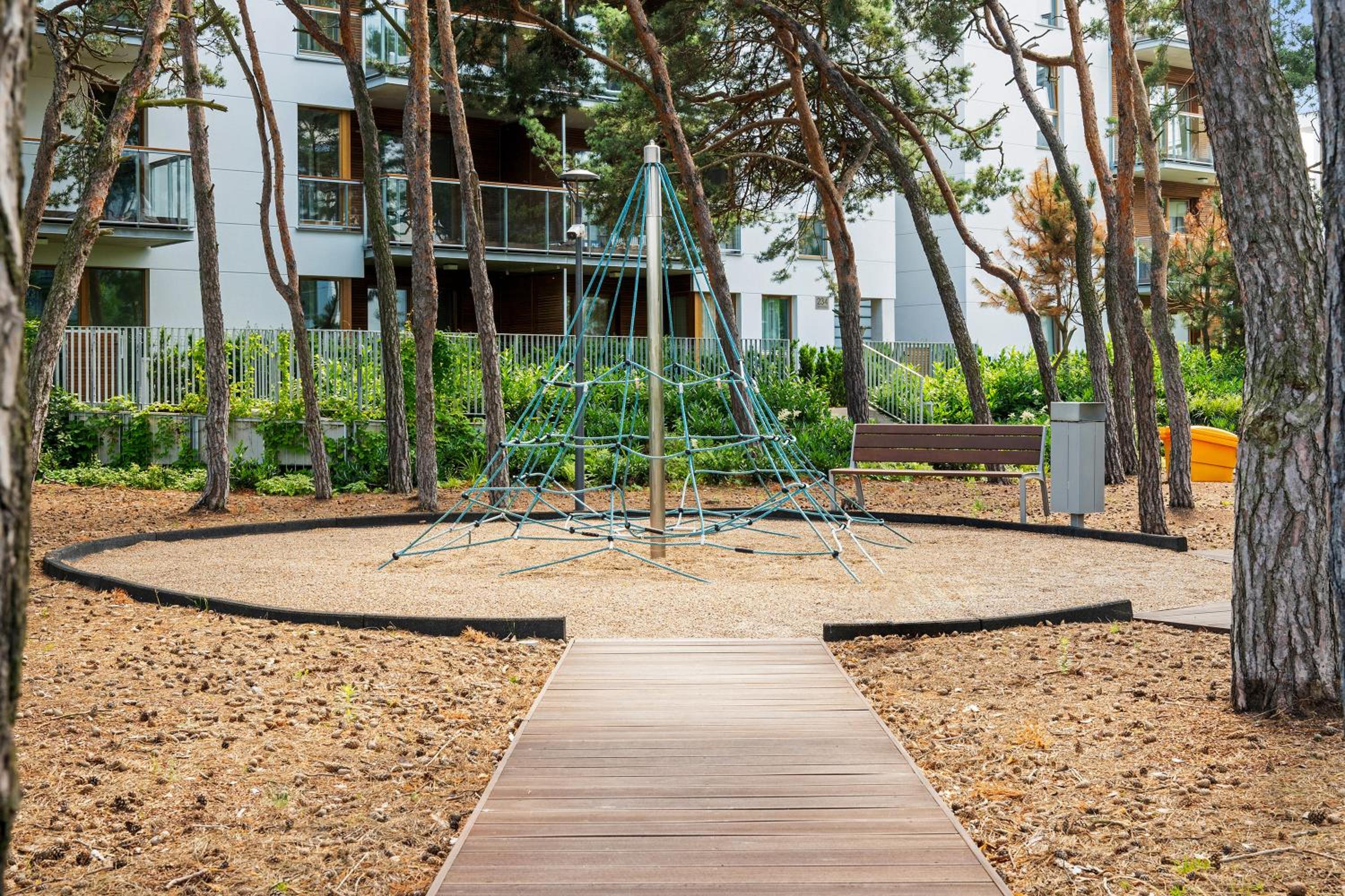 Nadmorski Dwór Premium Apartment with Parking Sauna & Gym by Lion Apartments