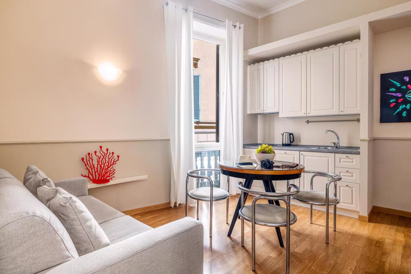Navona Boutique House