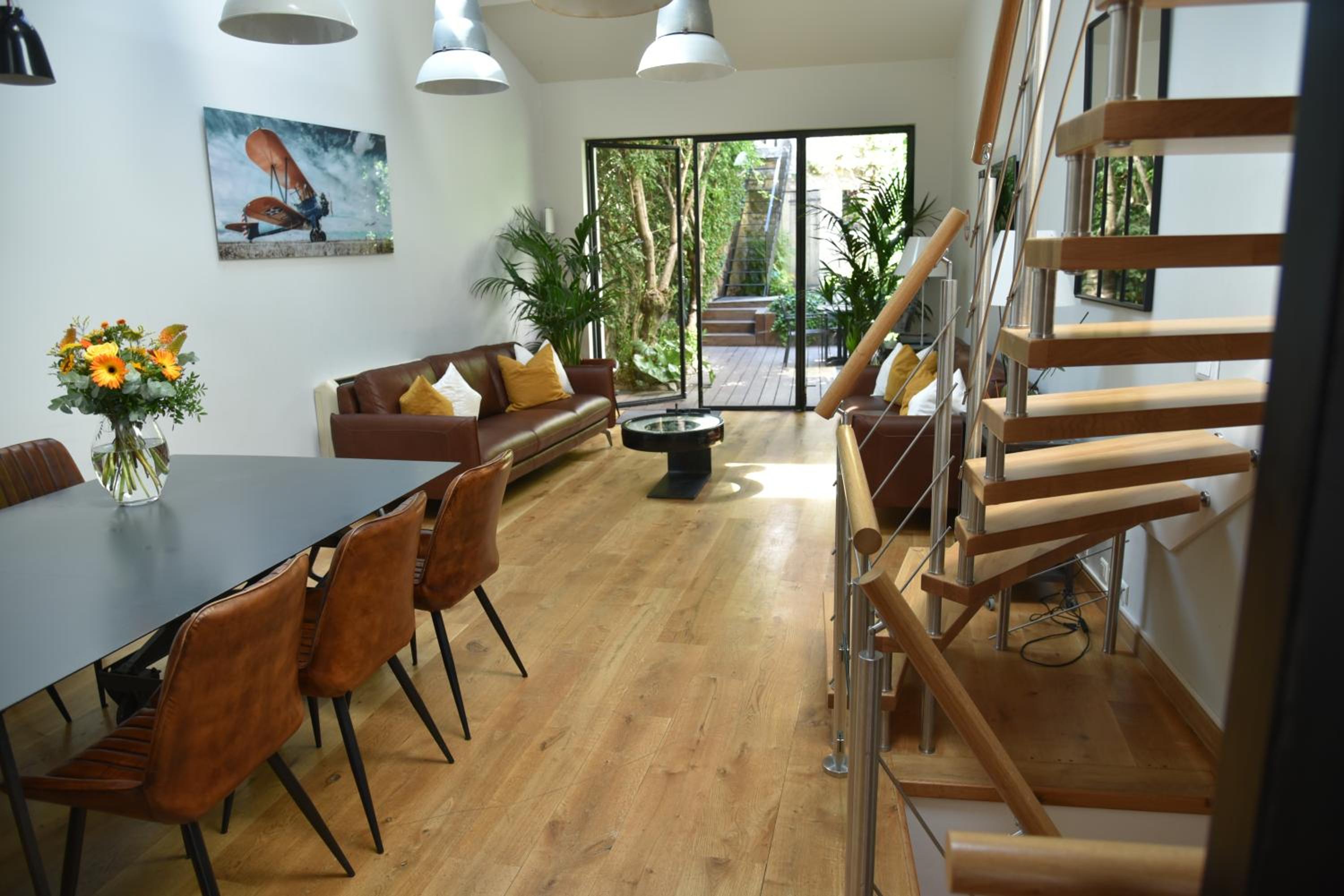 Villa Le Loft by Festif Azur 4-Star 200m2 House with Garden, 5-Min Walk to Palais des Festivals and Beaches