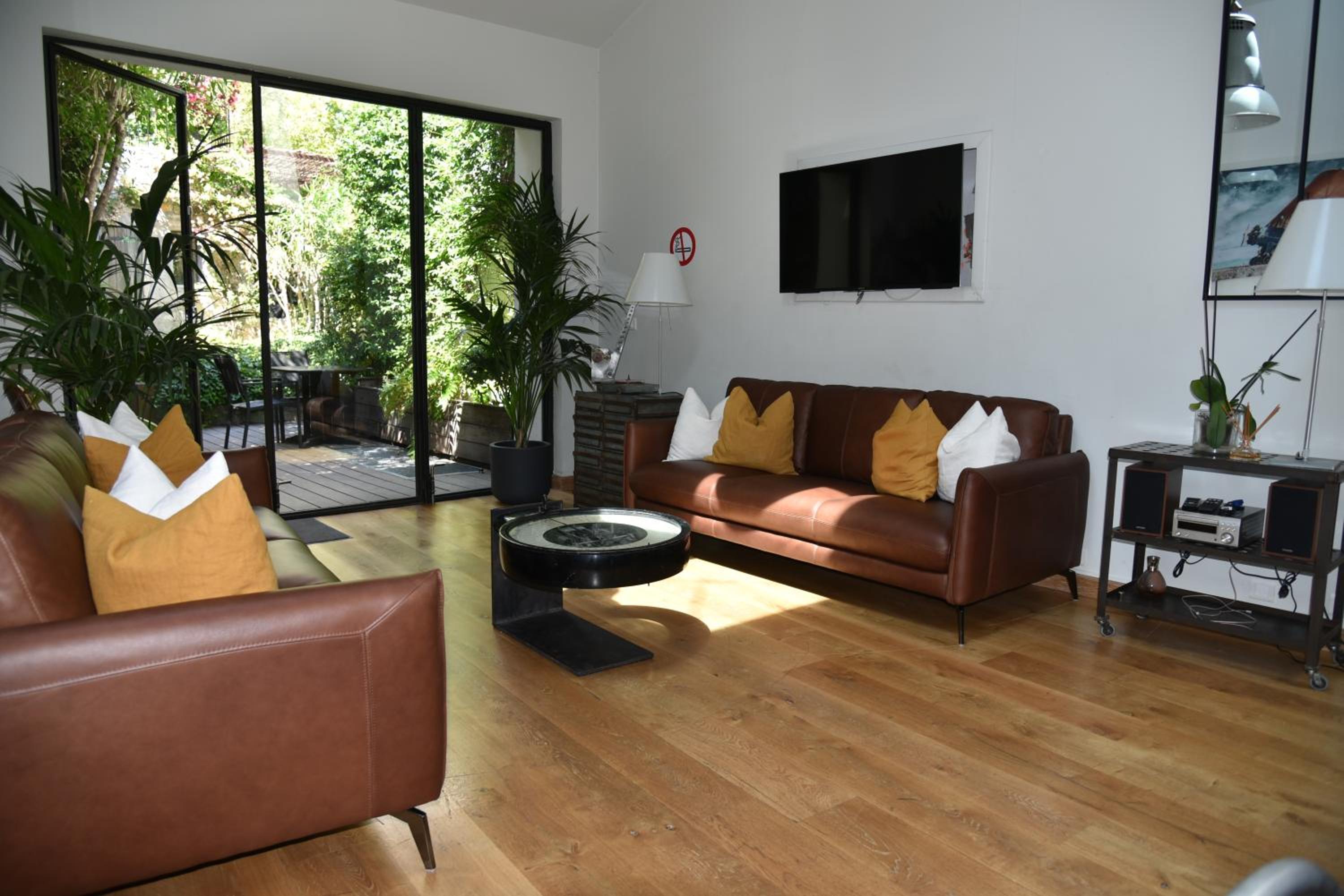 Villa Le Loft by Festif Azur 4-Star 200m2 House with Garden, 5-Min Walk to Palais des Festivals and Beaches