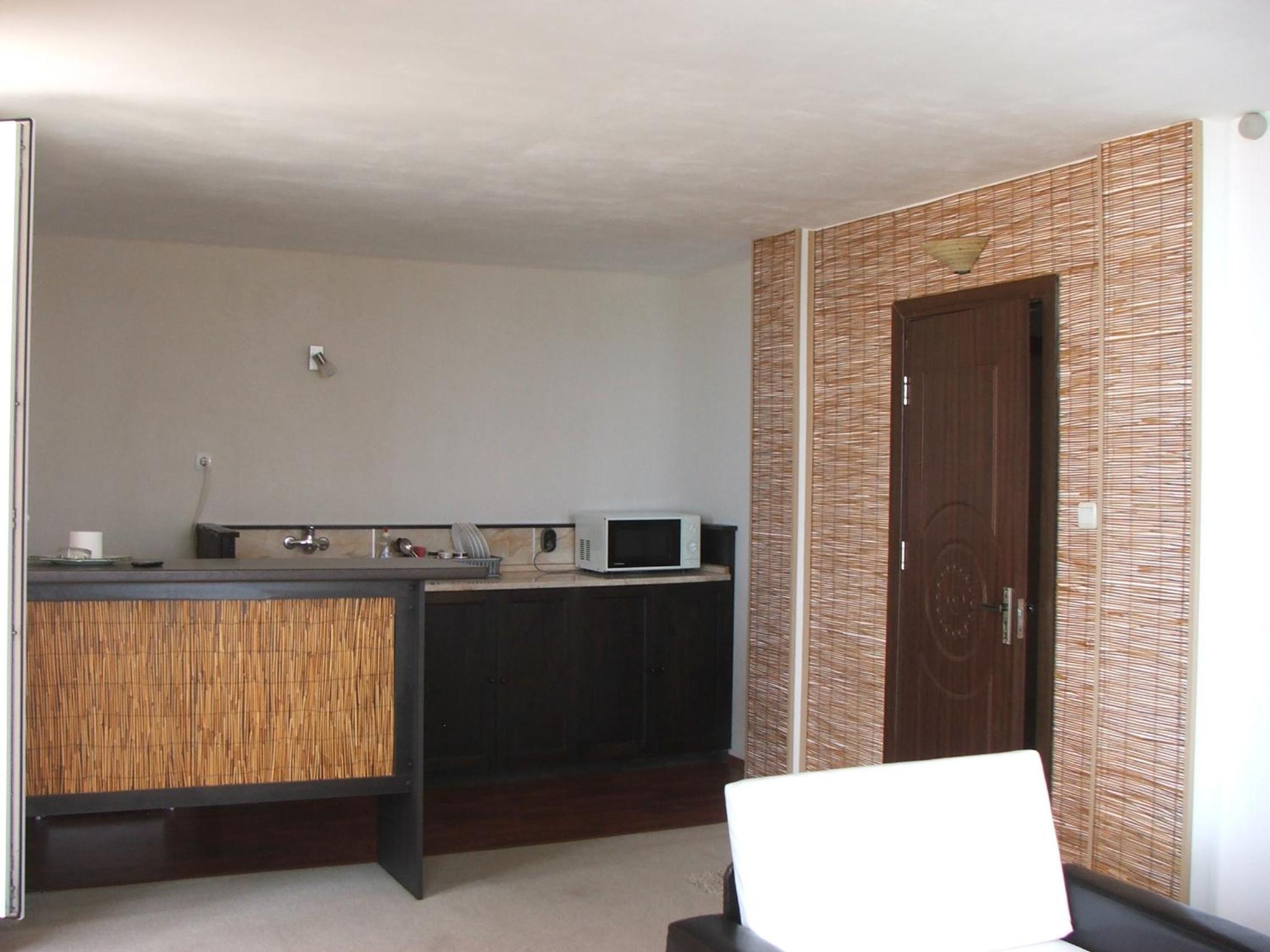 Guest House Compass