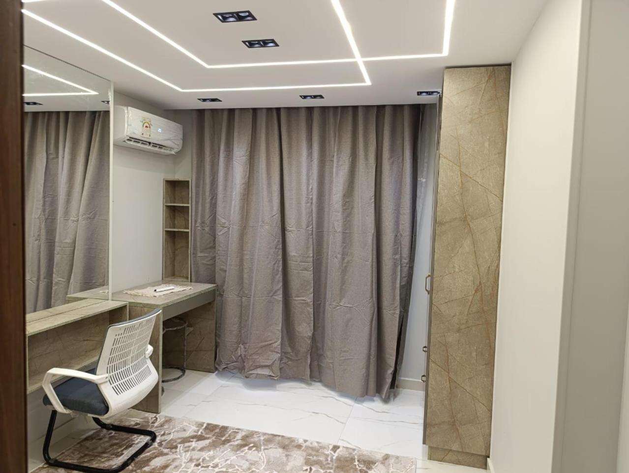 Hotel Apt, in a Compound, Cairo central Location, Maadi Mokattam New Cairo