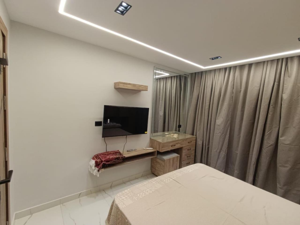 Hotel Apt, in a Compound, Cairo central Location, Maadi Mokattam New Cairo