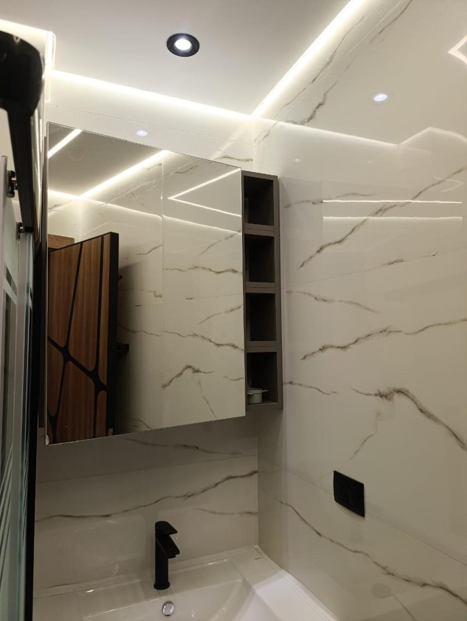 Hotel Apt, in a Compound, Cairo central Location, Maadi Mokattam New Cairo