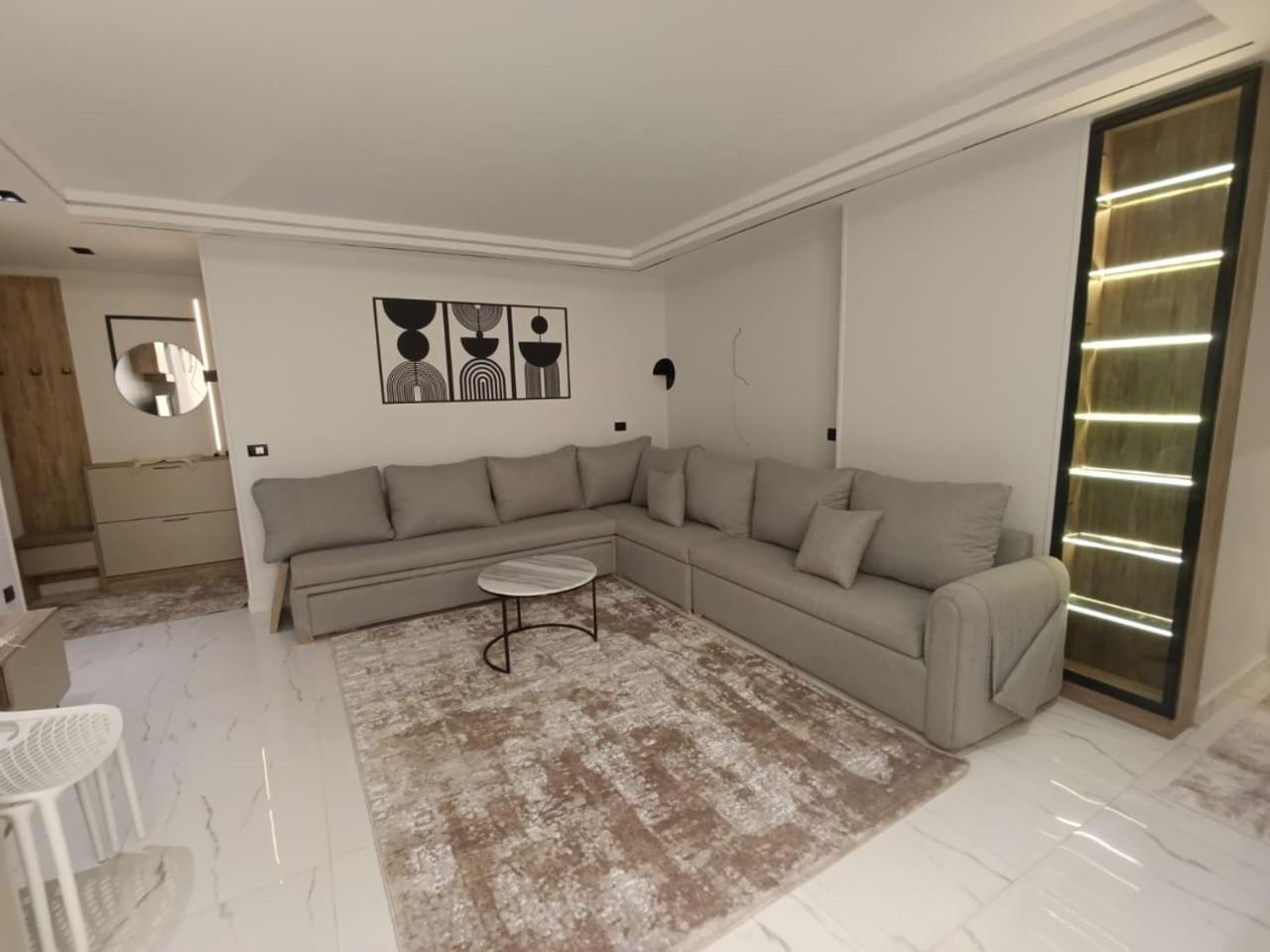 Hotel Apt, in a Compound, Cairo central Location, Maadi Mokattam New Cairo