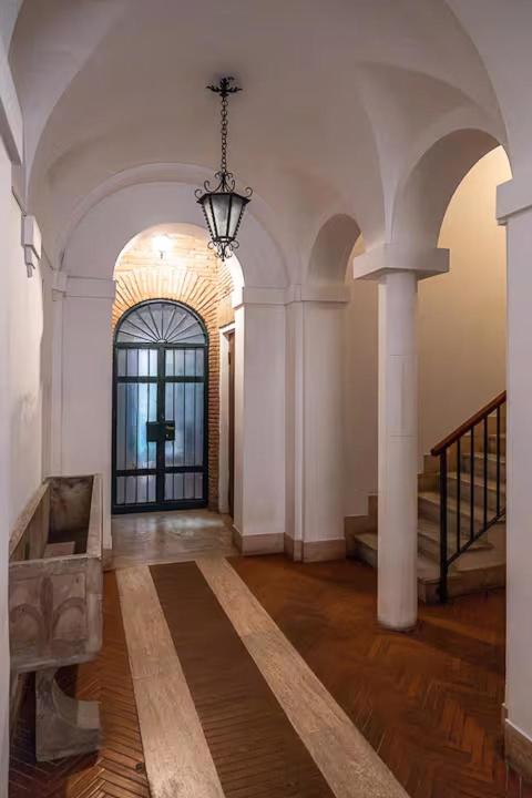 Navona Boutique House