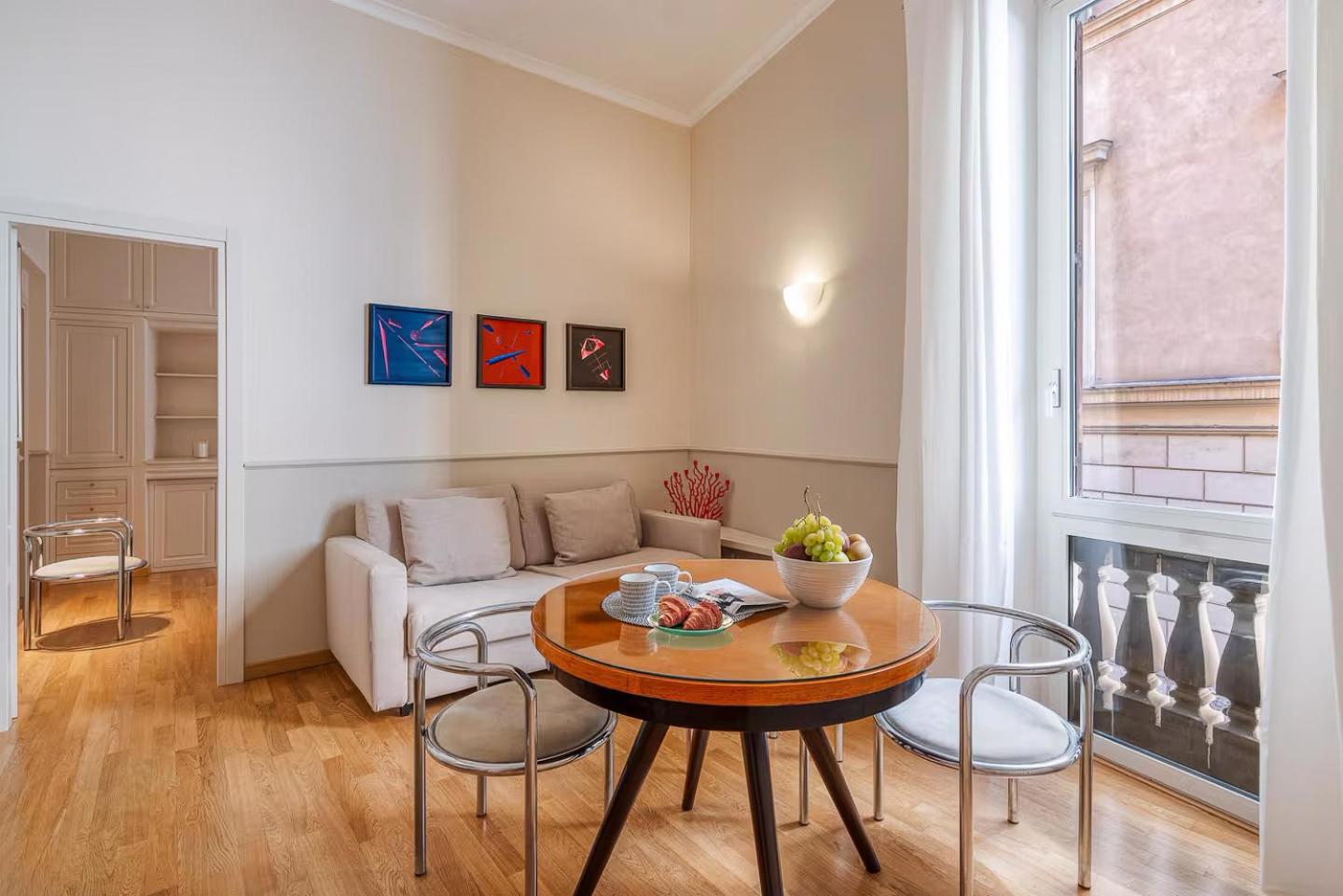 Navona Boutique House