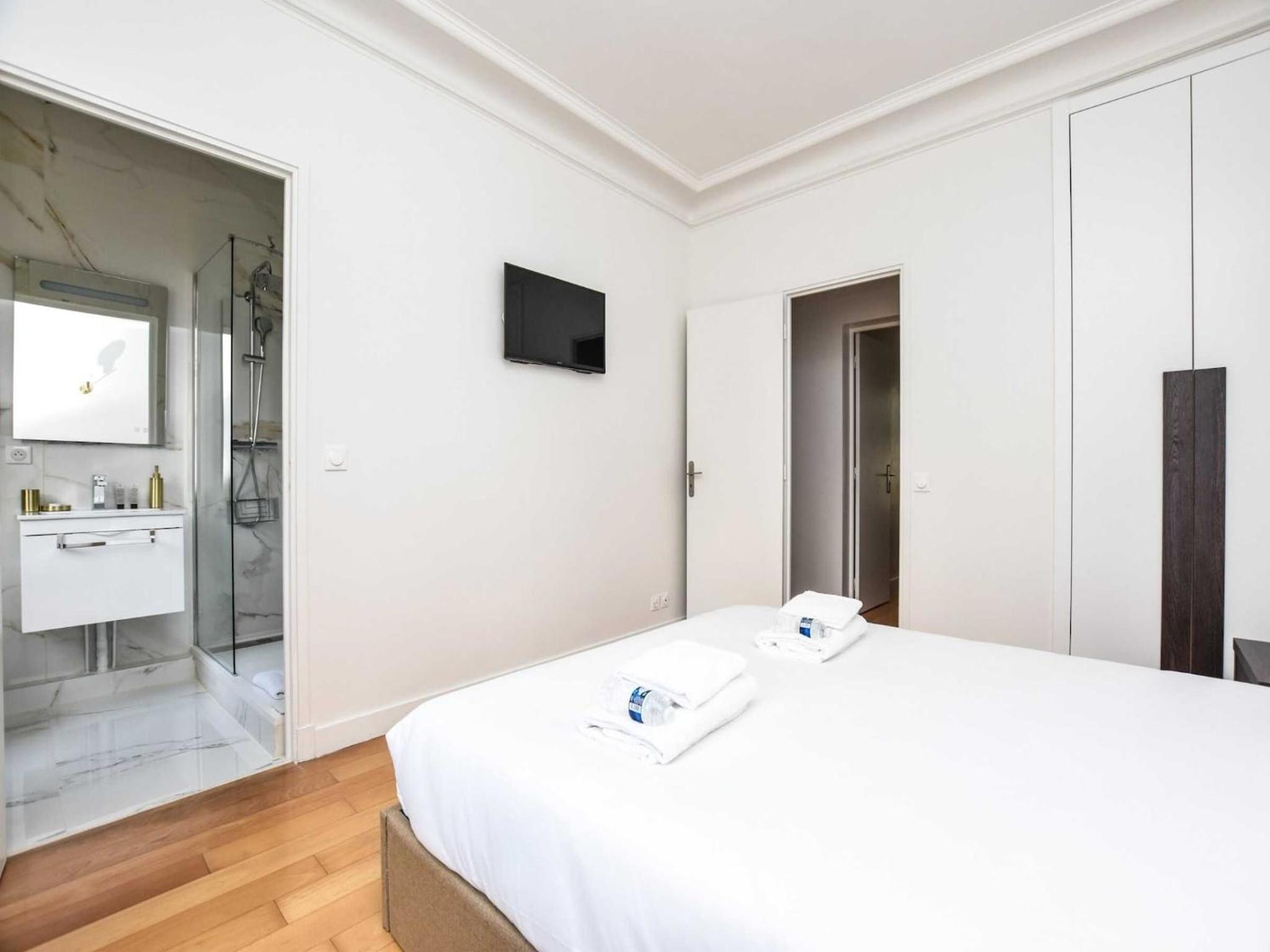 Charming Apartment - 3BR 8P - Pereire Champerret