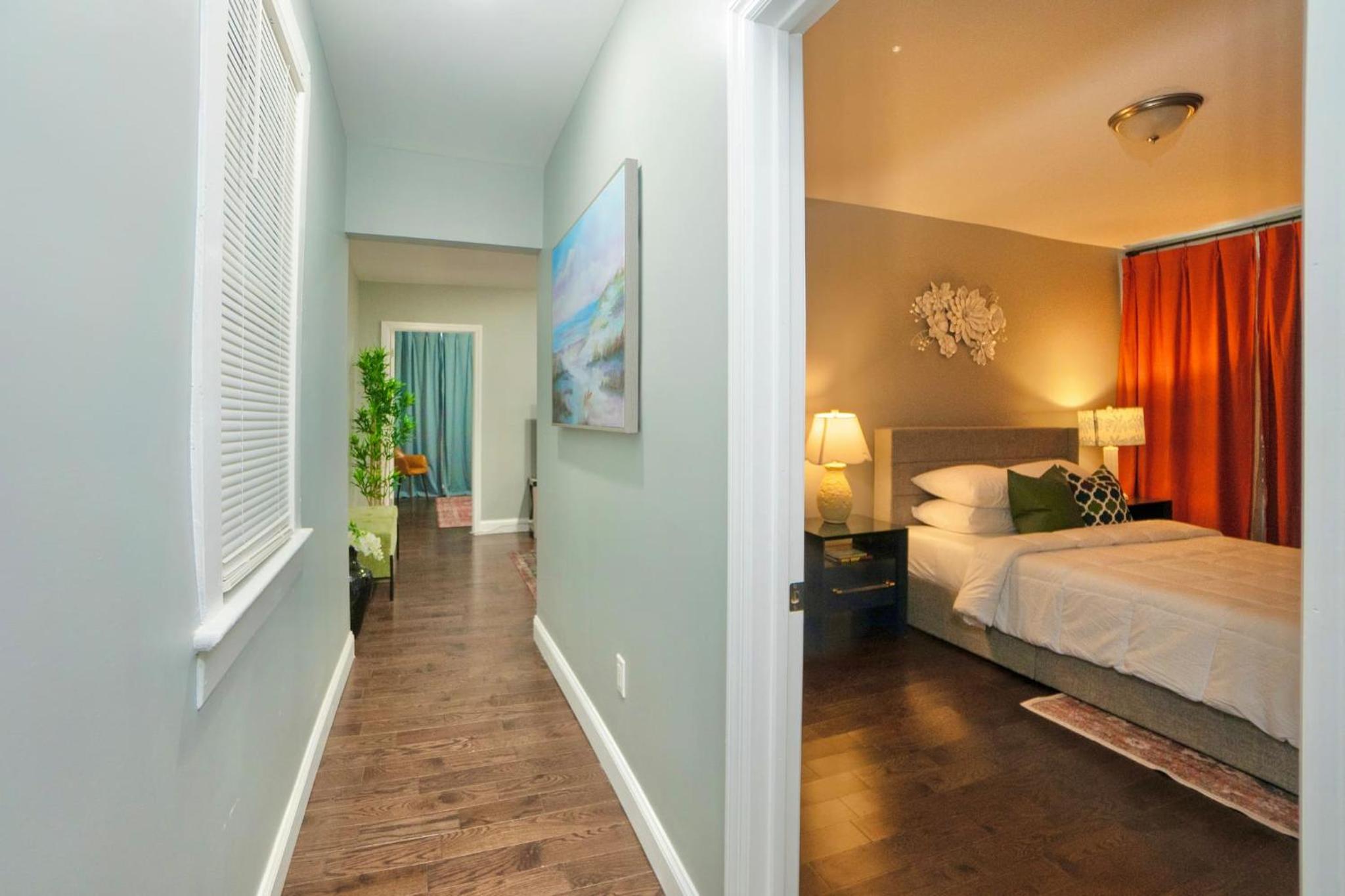 Urban Charm | Near EWR Airport Easy Access to NYC